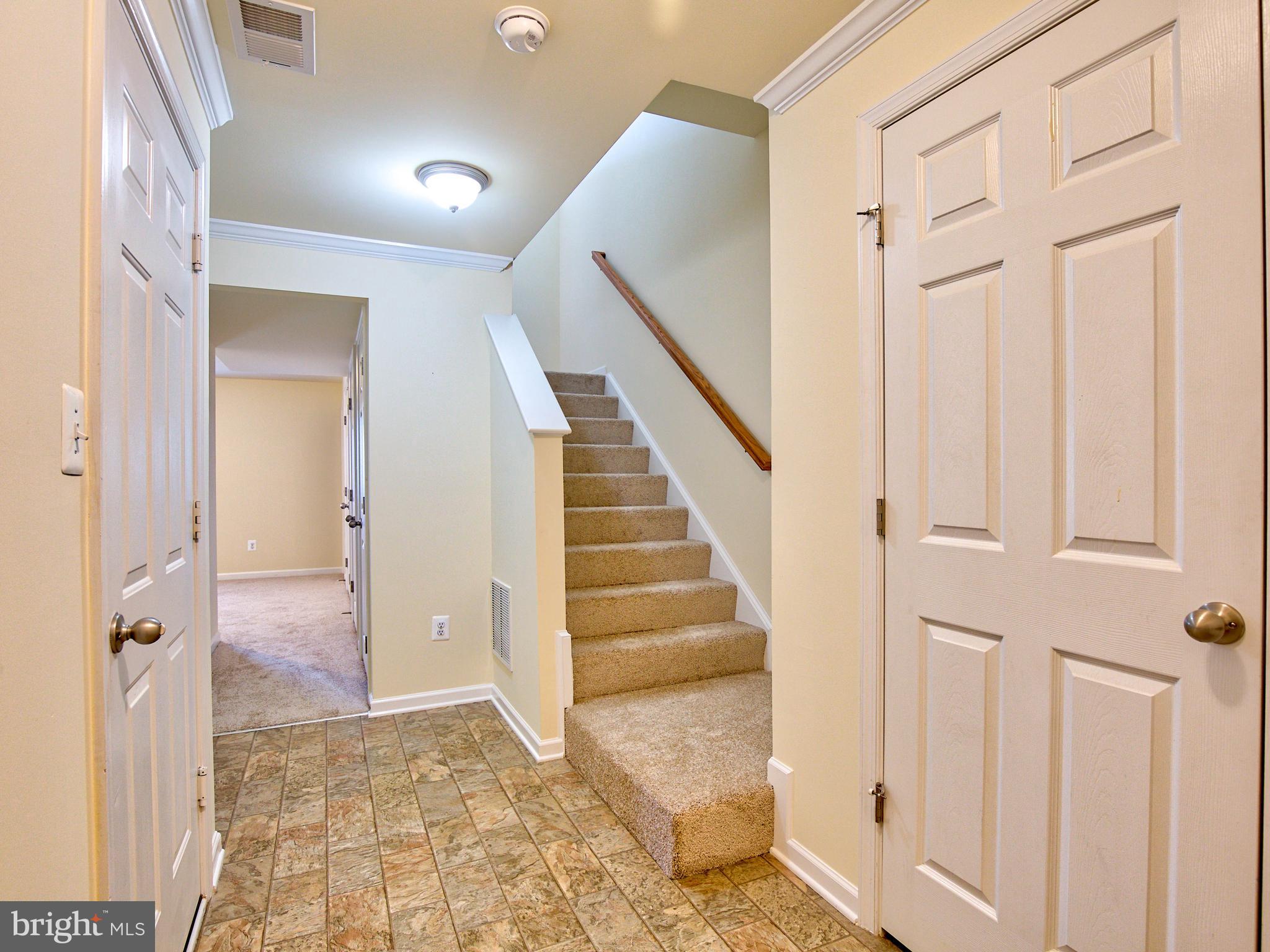 LAKELAND PLACE - Residential