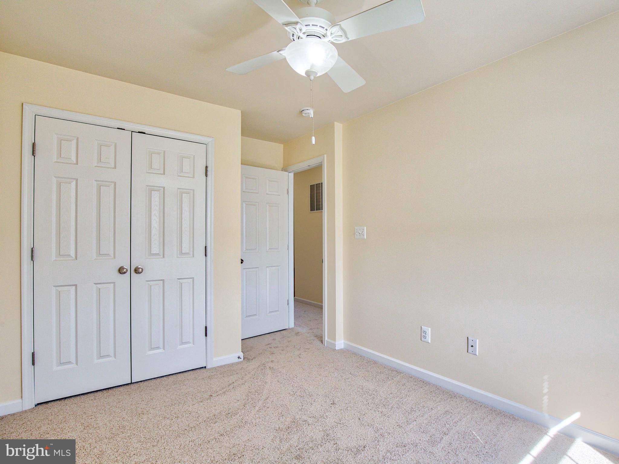 LAKELAND PLACE - Residential