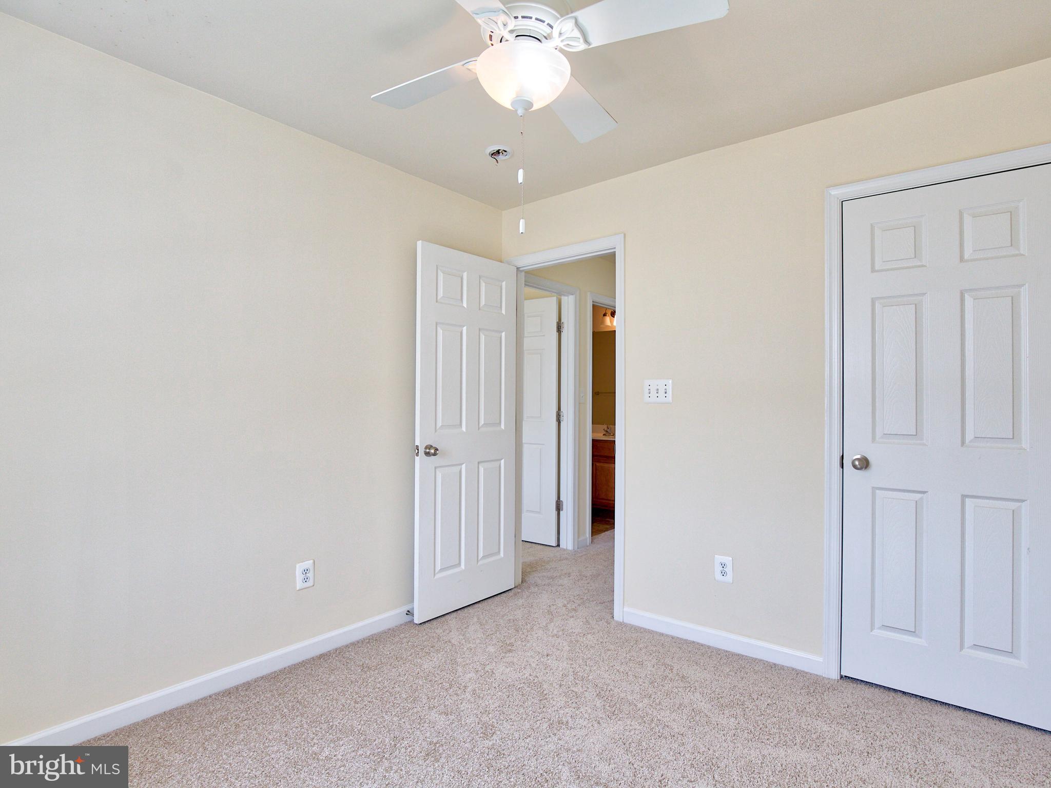 LAKELAND PLACE - Residential