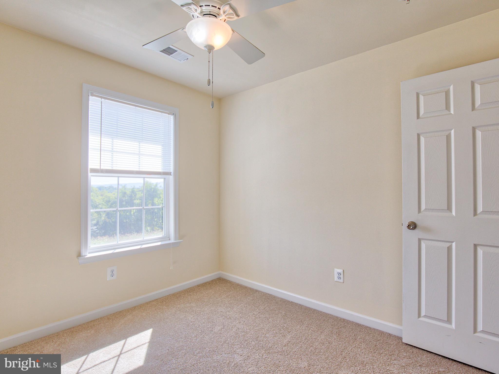 LAKELAND PLACE - Residential