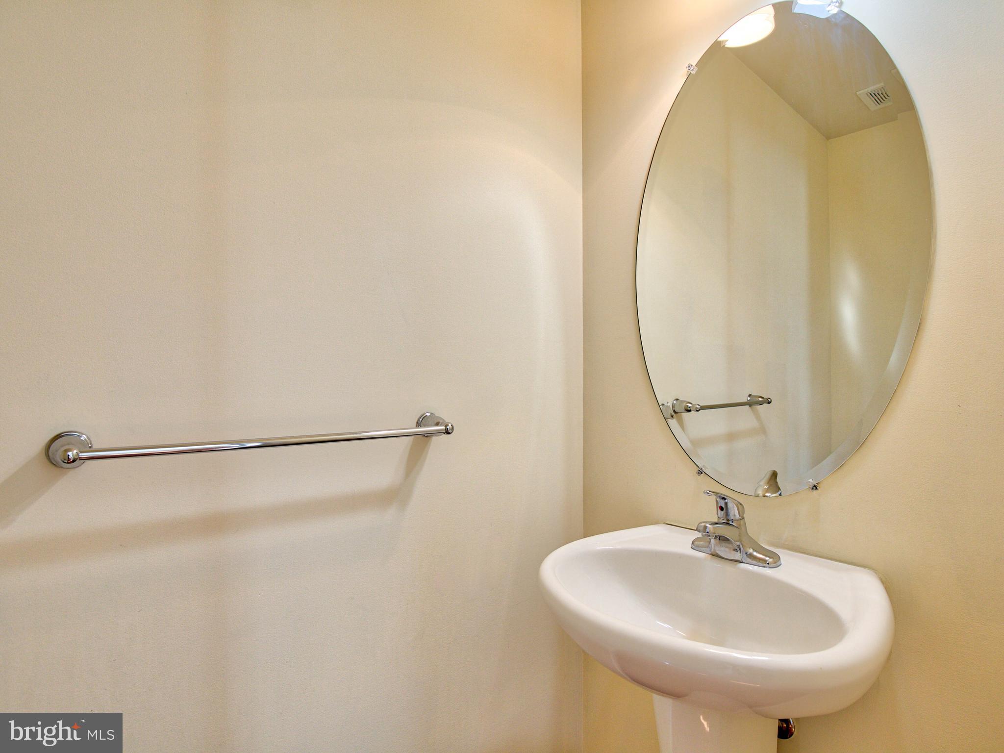 LAKELAND PLACE - Residential