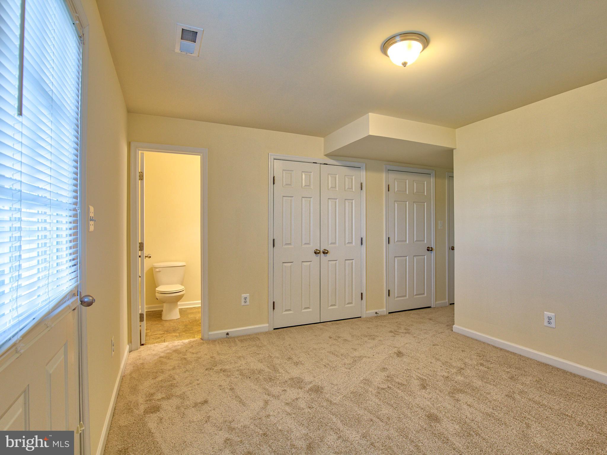 LAKELAND PLACE - Residential