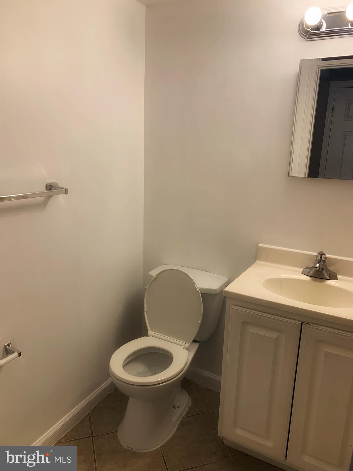 MARKHAM VIEW CONDOMINIUMS - Residential Lease