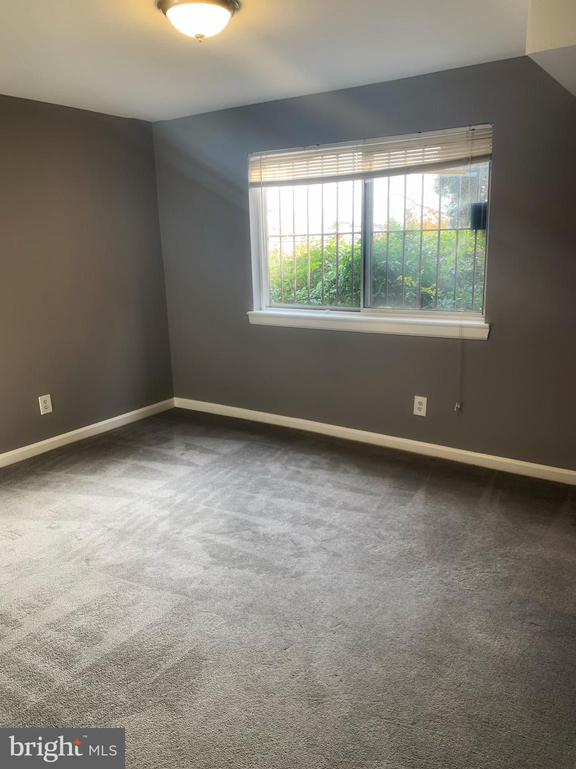 MARKHAM VIEW CONDOMINIUMS - Residential Lease