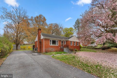 1305 MAGNOLIA ROAD SILVER SPRING MD 20905