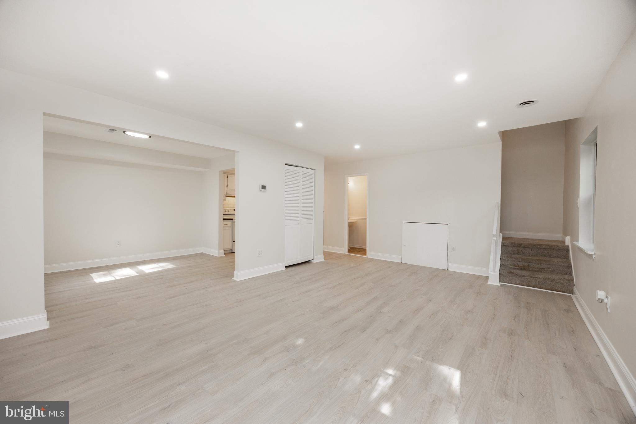 SAW MILL RUN - Residential