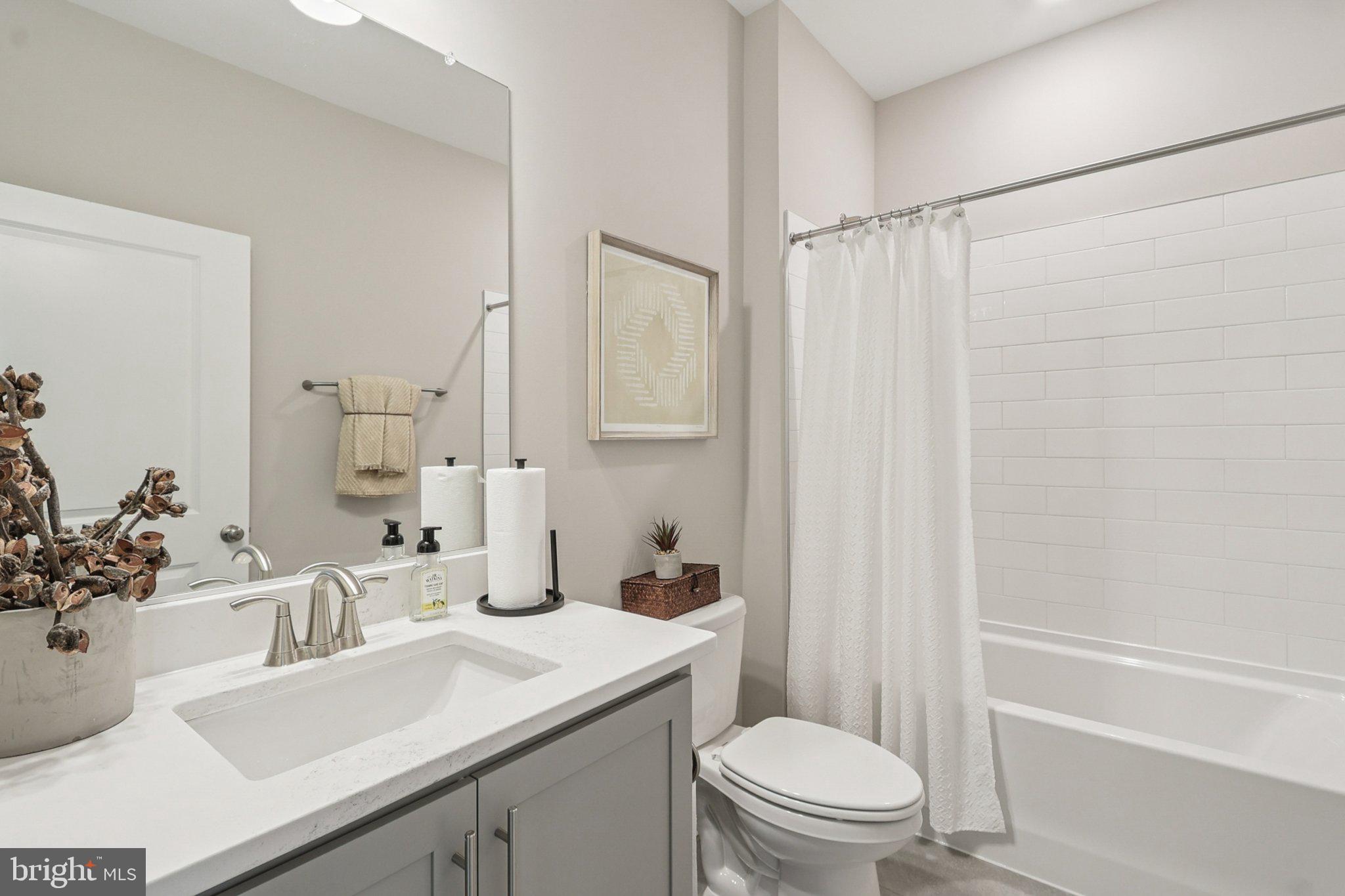 WILLOW RUN - Residential