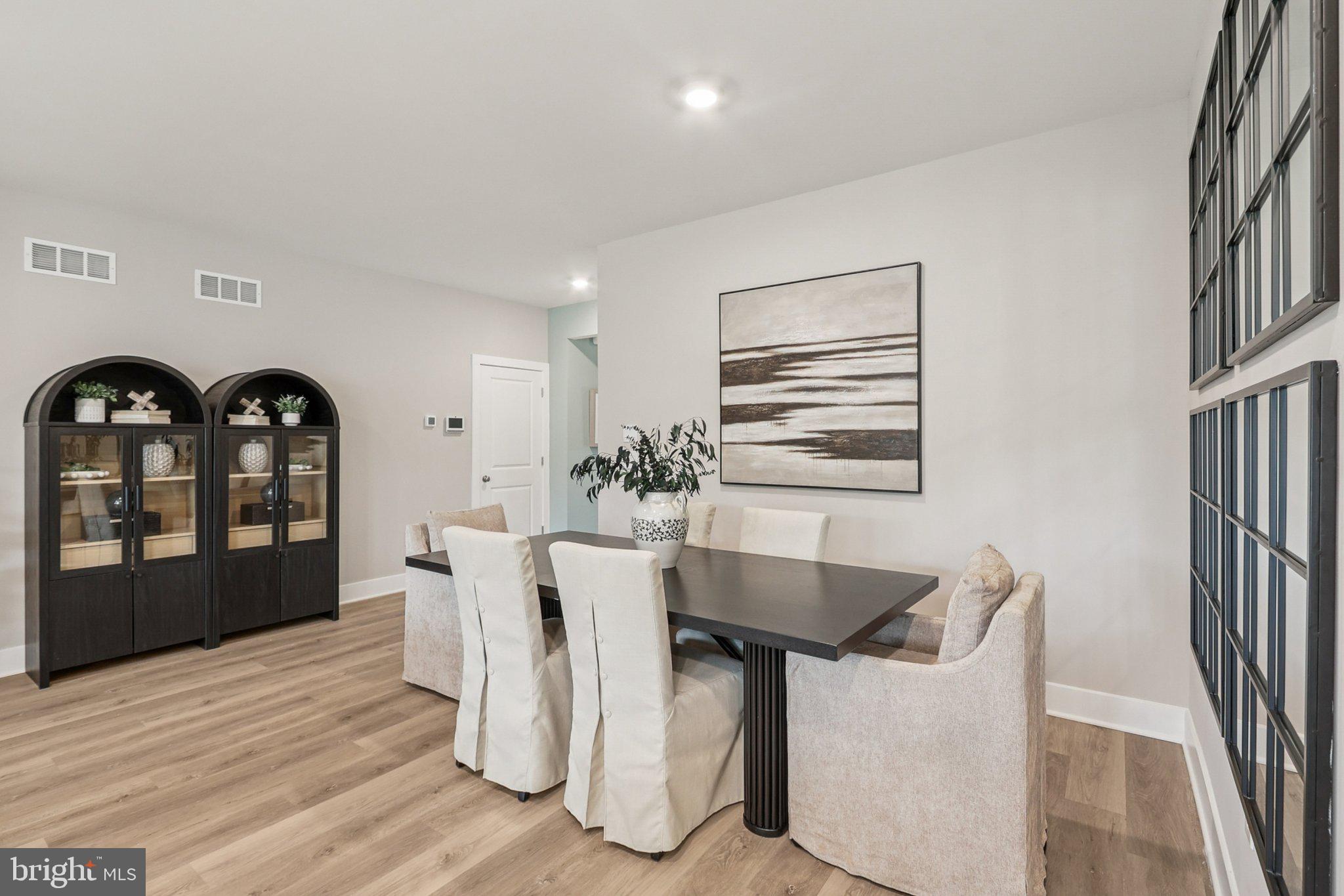 WILLOW RUN - Residential