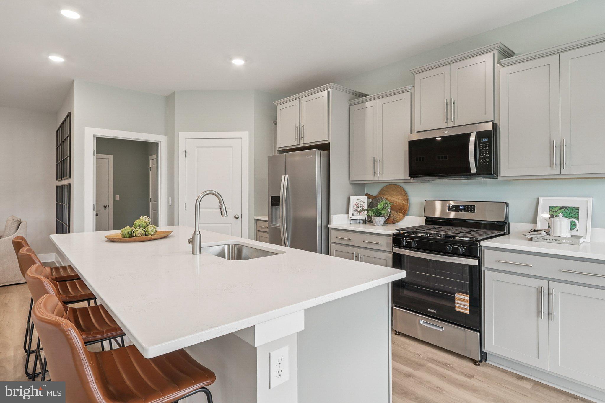 WILLOW RUN - Residential