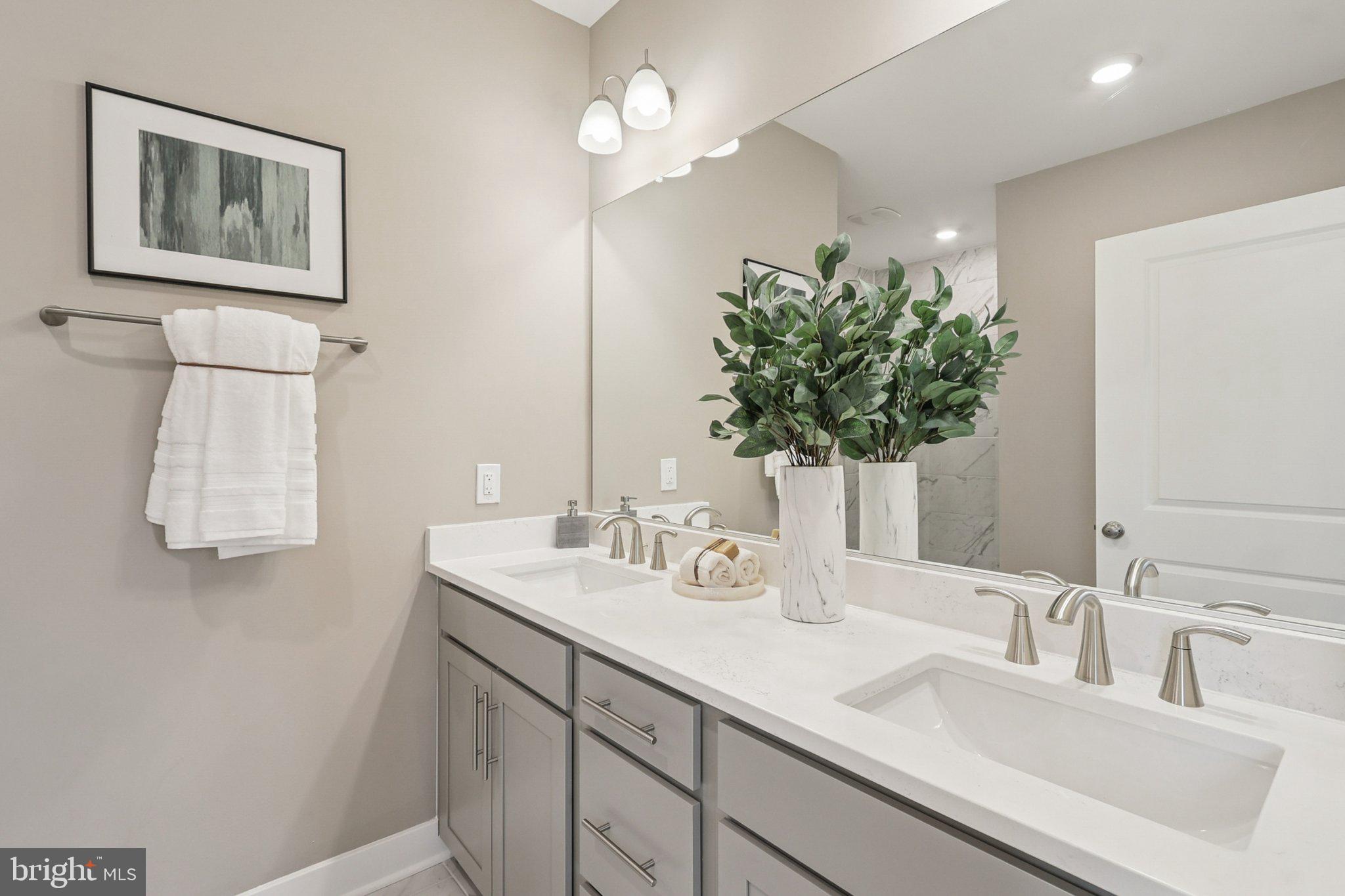 WILLOW RUN - Residential