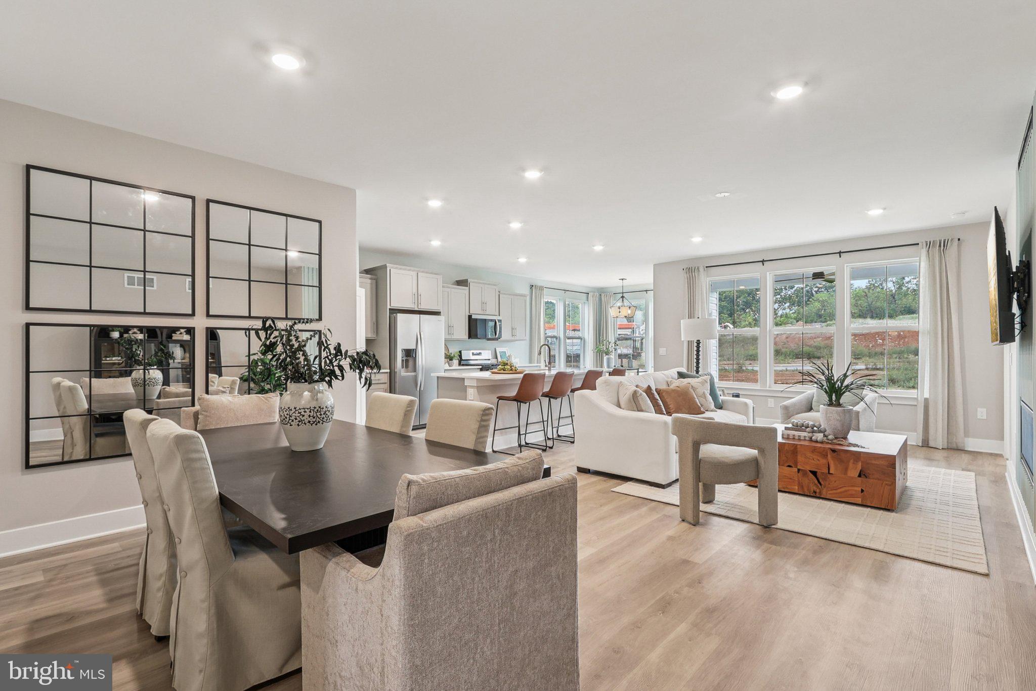 WILLOW RUN - Residential