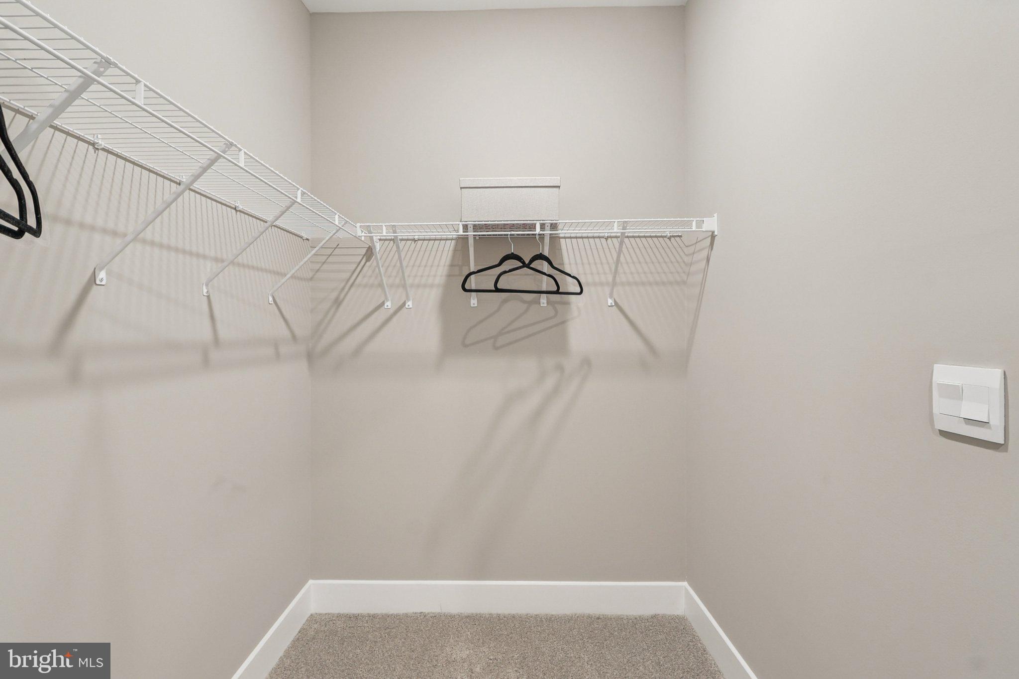 WILLOW RUN - Residential