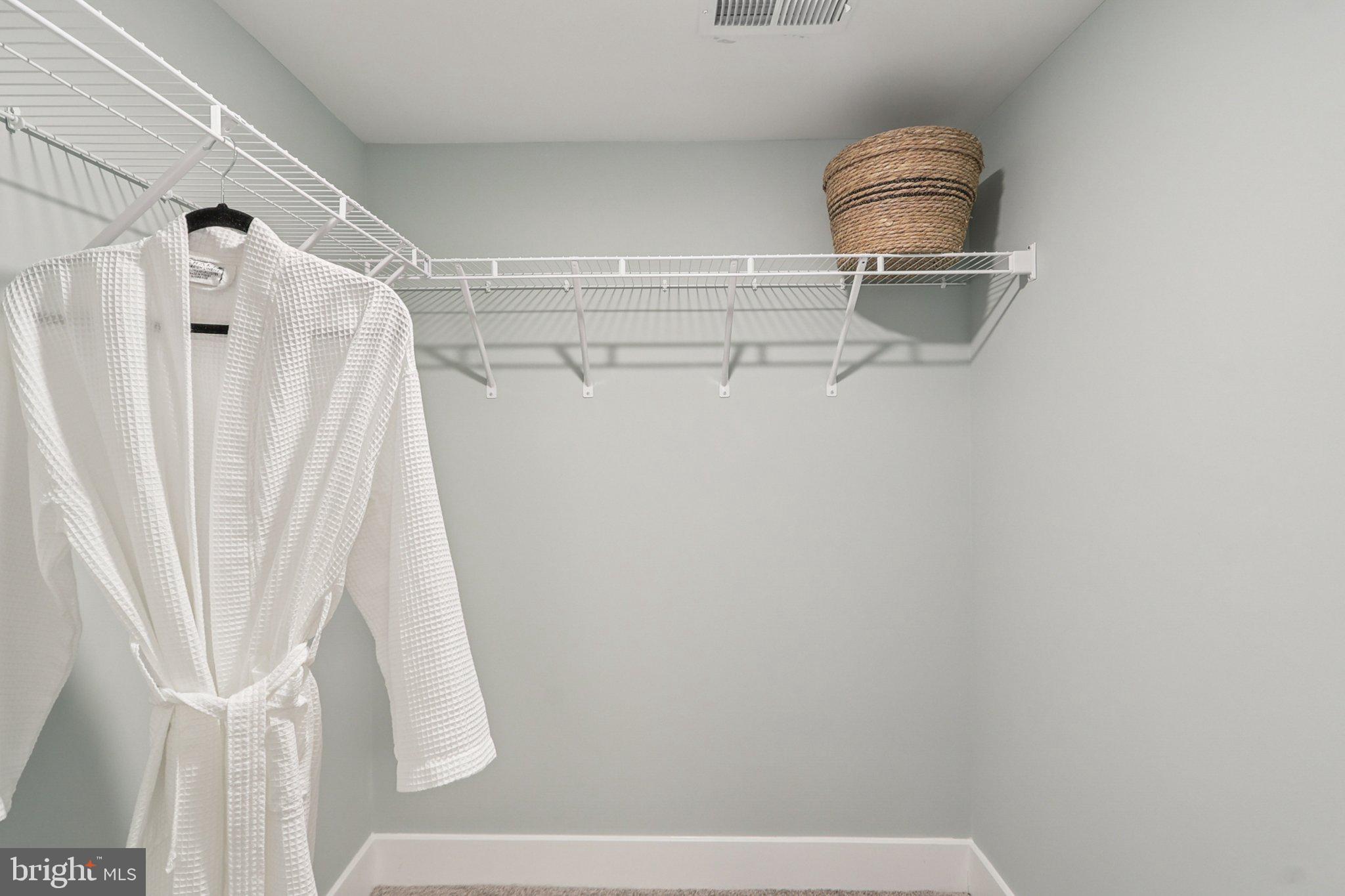 WILLOW RUN - Residential