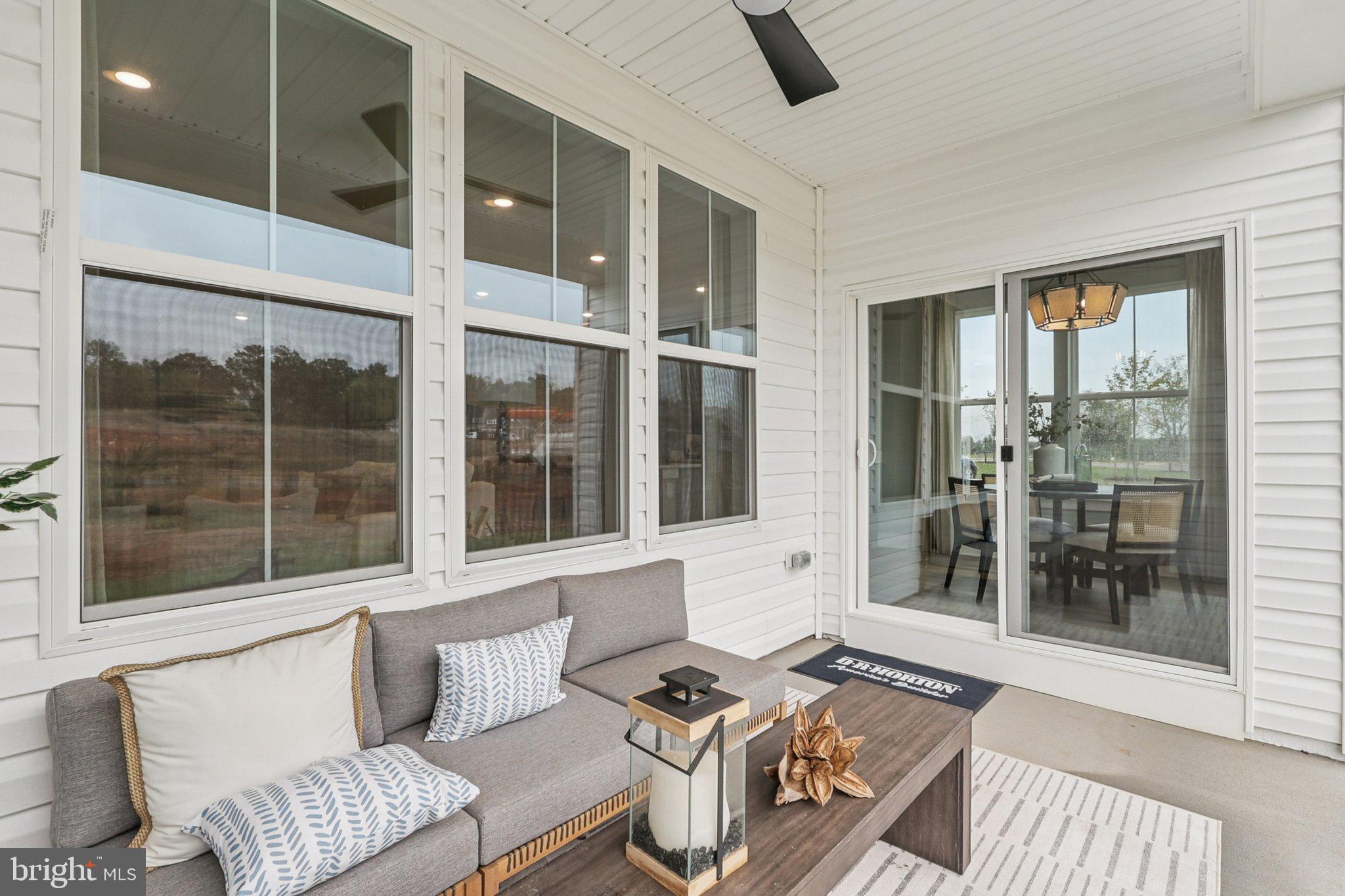 WILLOW RUN - Residential