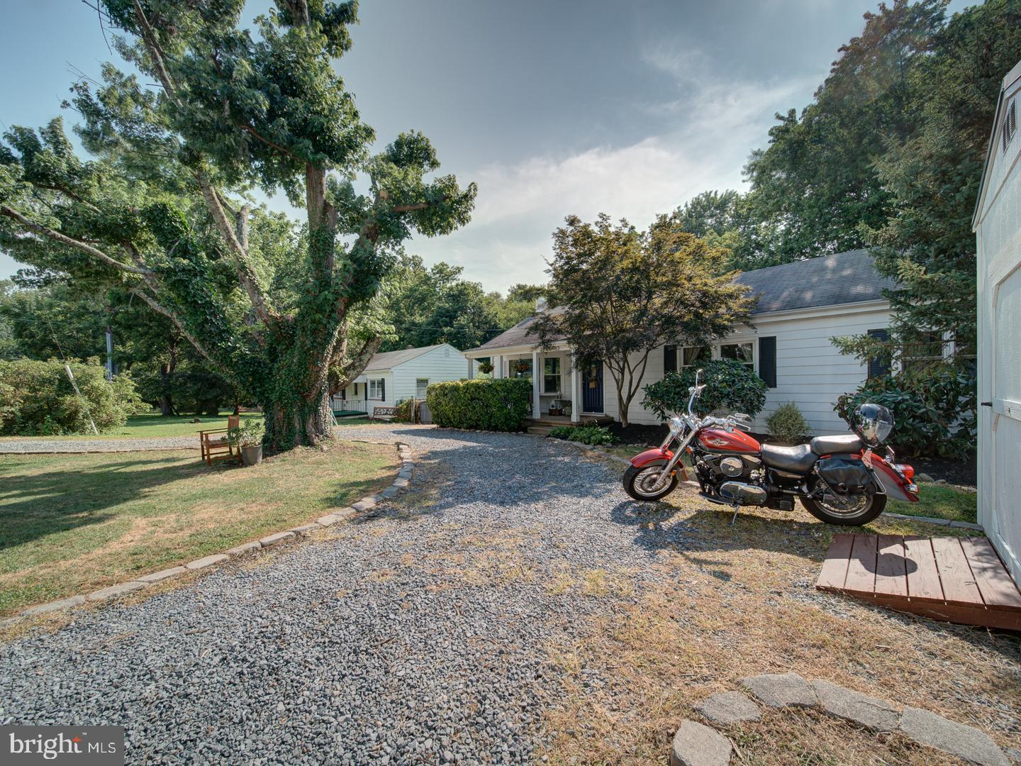 16983 SIMPSON CIRCLE