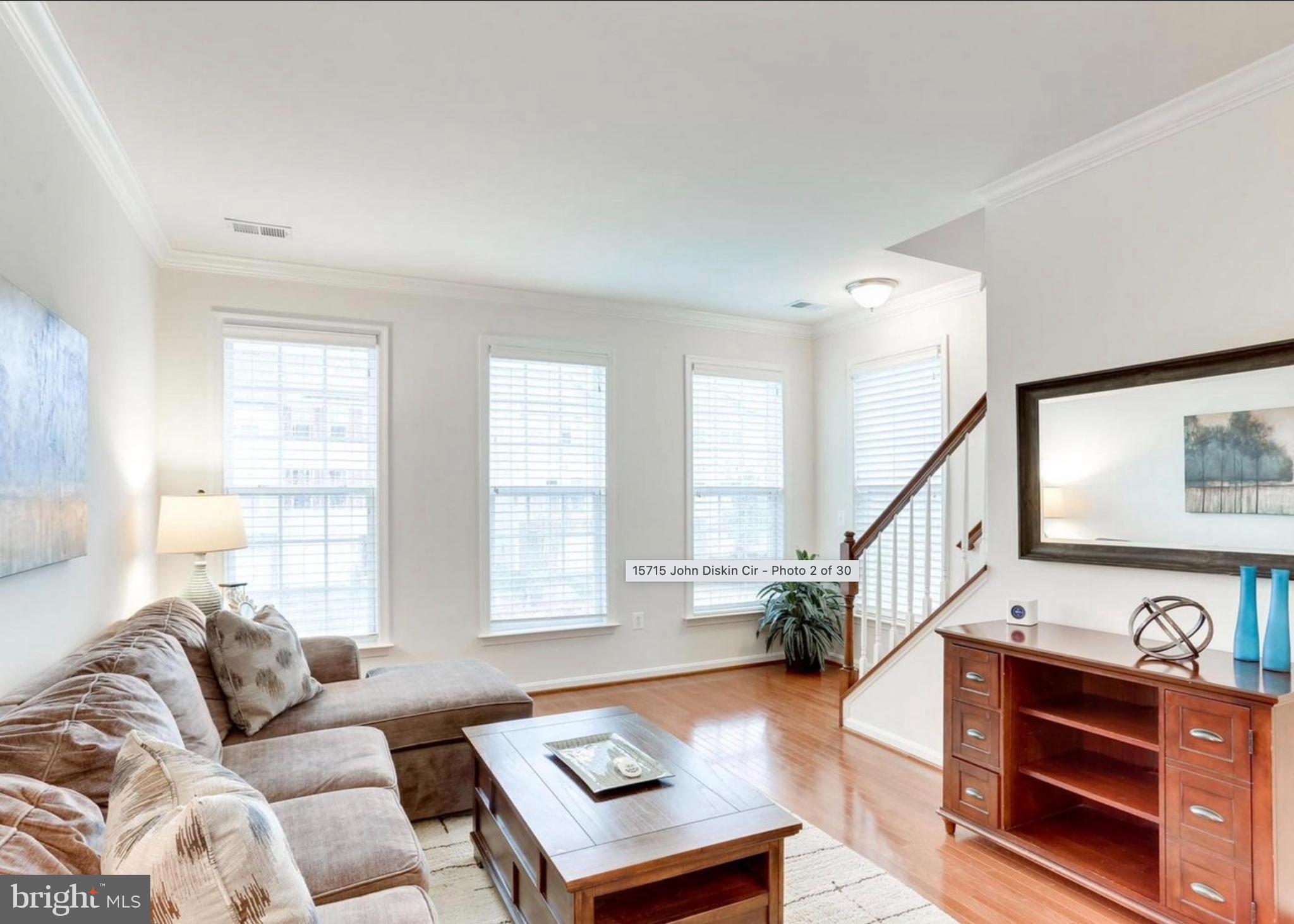 15715 JOHN DISKIN CIRCLE