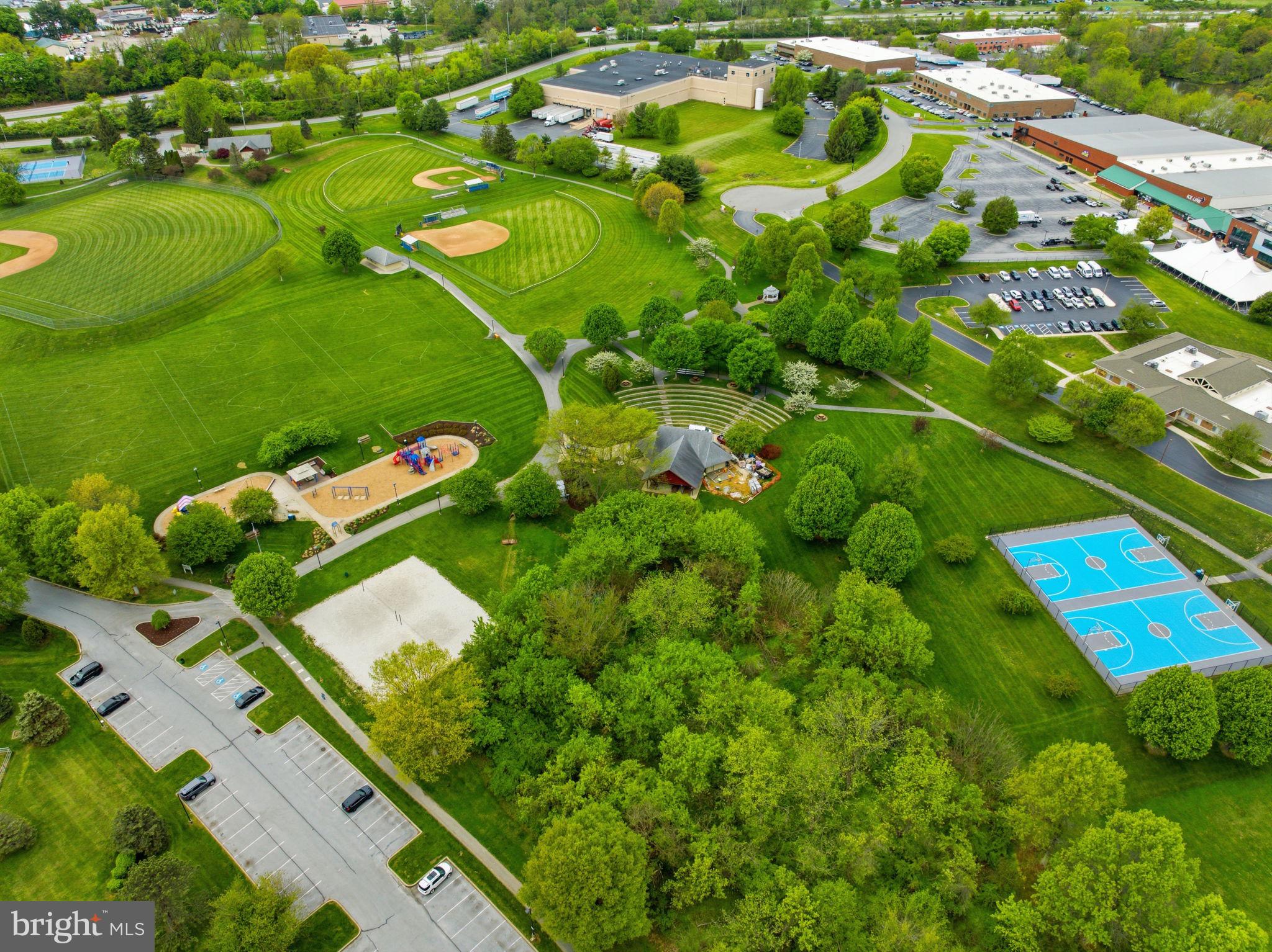 ARBOURS AT W GOSHEN - Residential