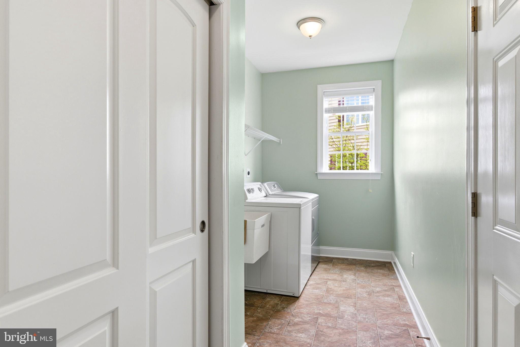 ARBOURS AT W GOSHEN - Residential