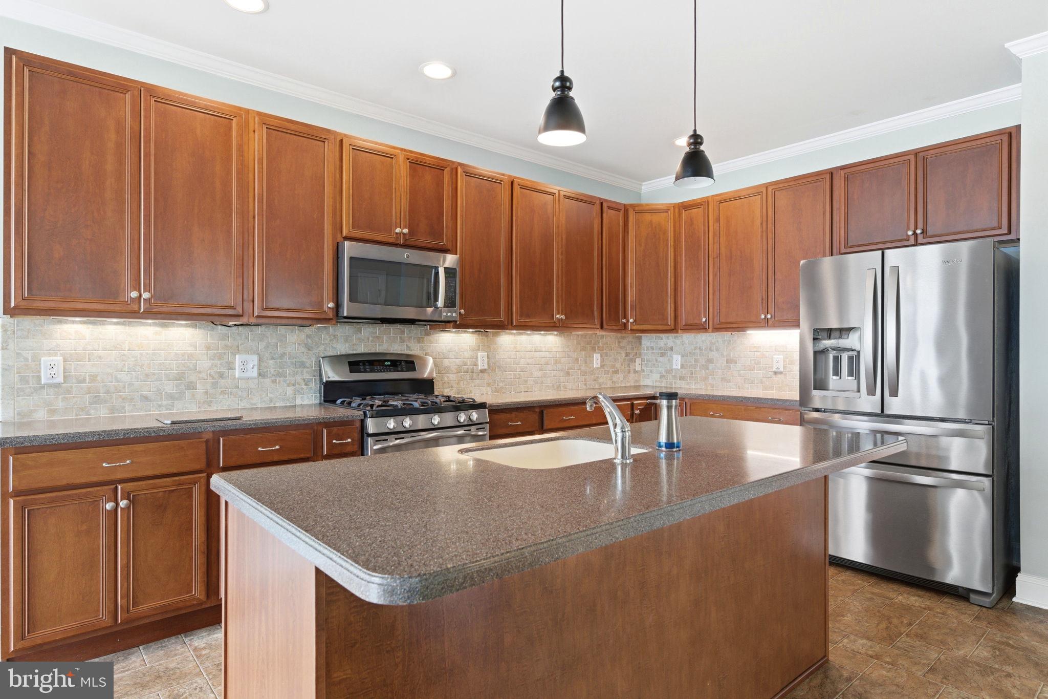 ARBOURS AT W GOSHEN - Residential