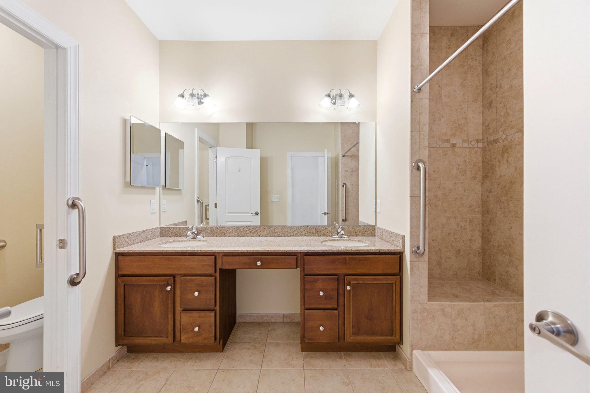 ARBOURS AT W GOSHEN - Residential
