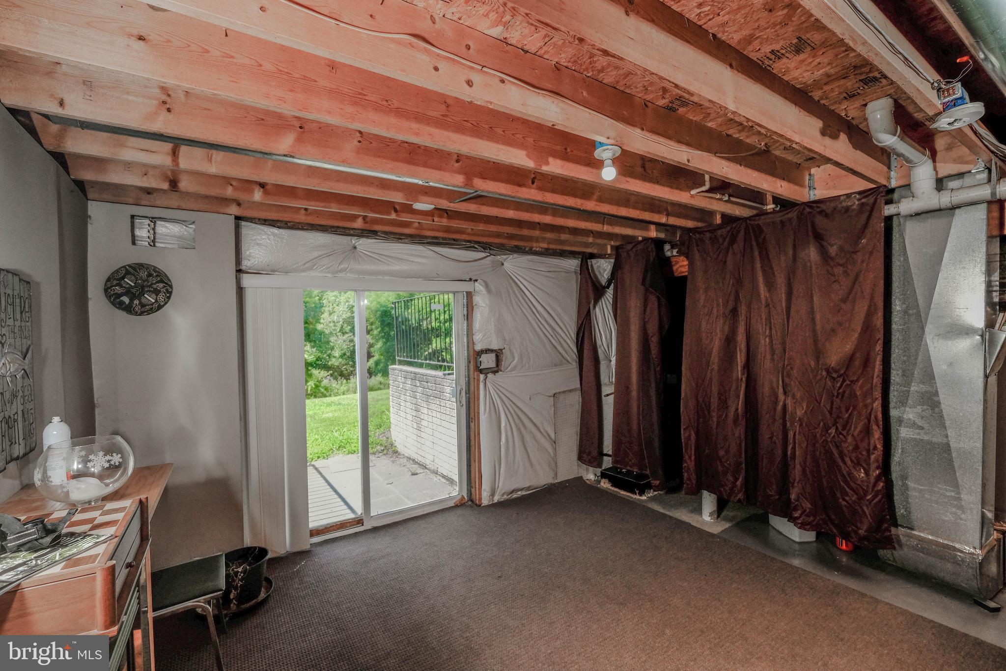 THORNHILL ESTATES - Residential