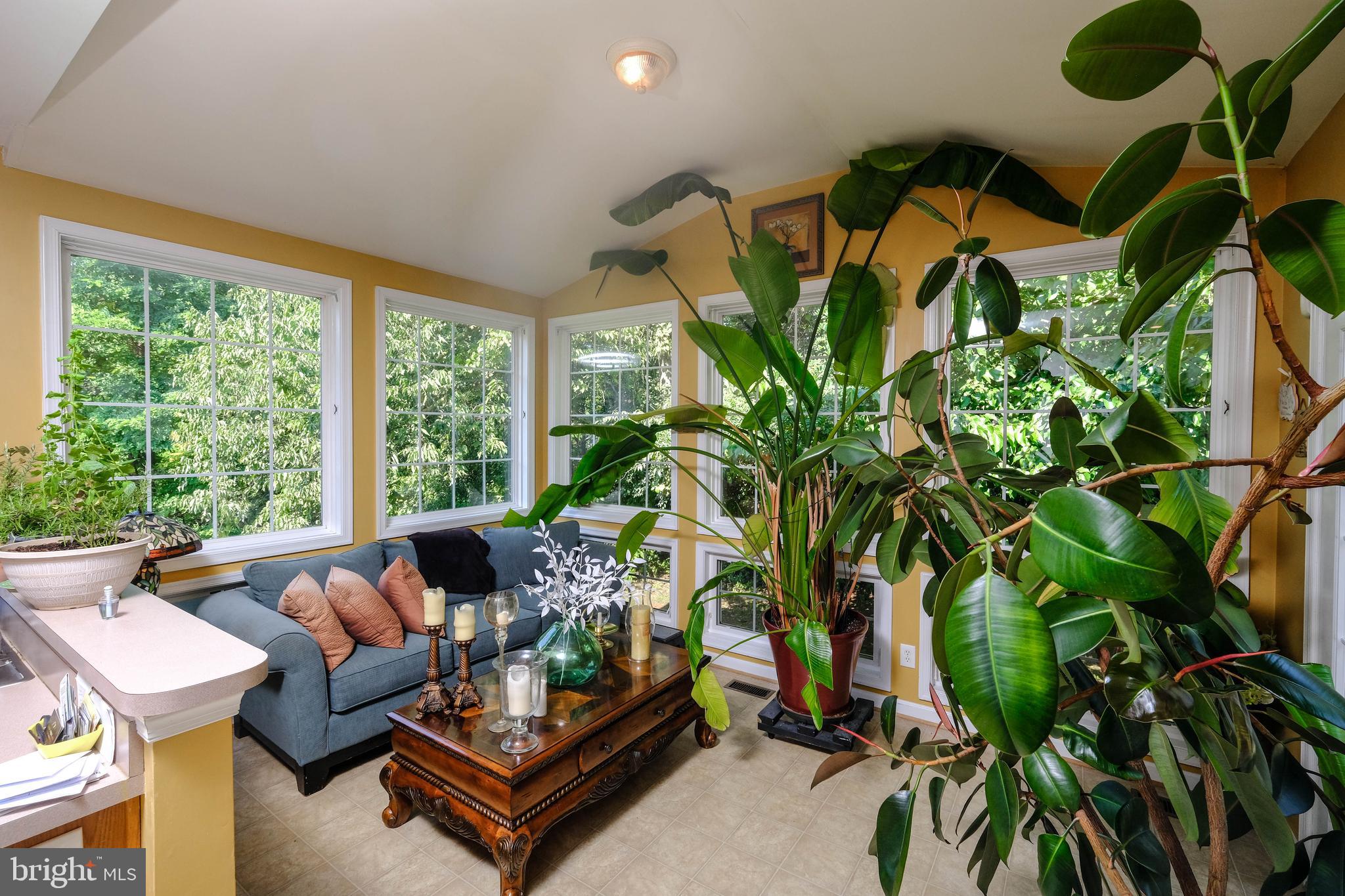 THORNHILL ESTATES - Residential