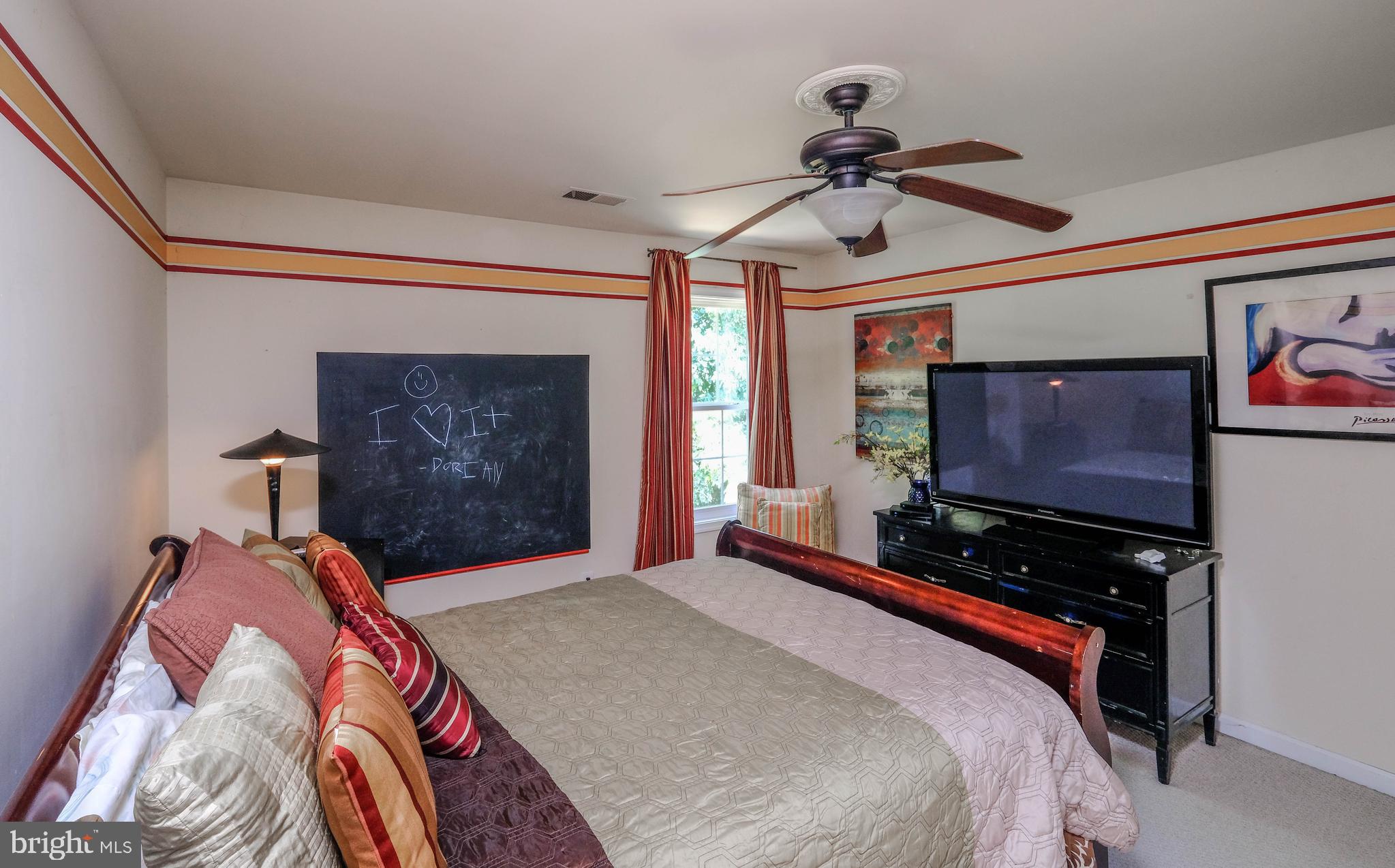 THORNHILL ESTATES - Residential