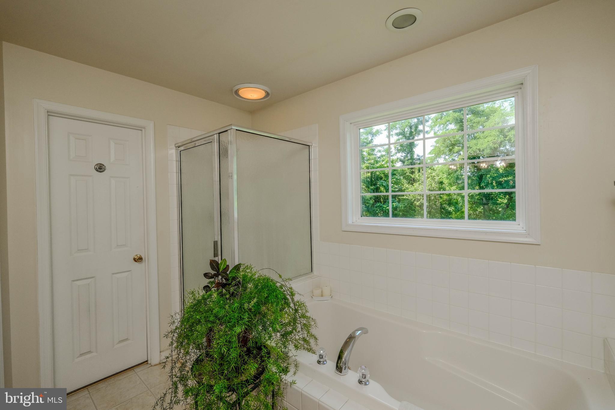 THORNHILL ESTATES - Residential