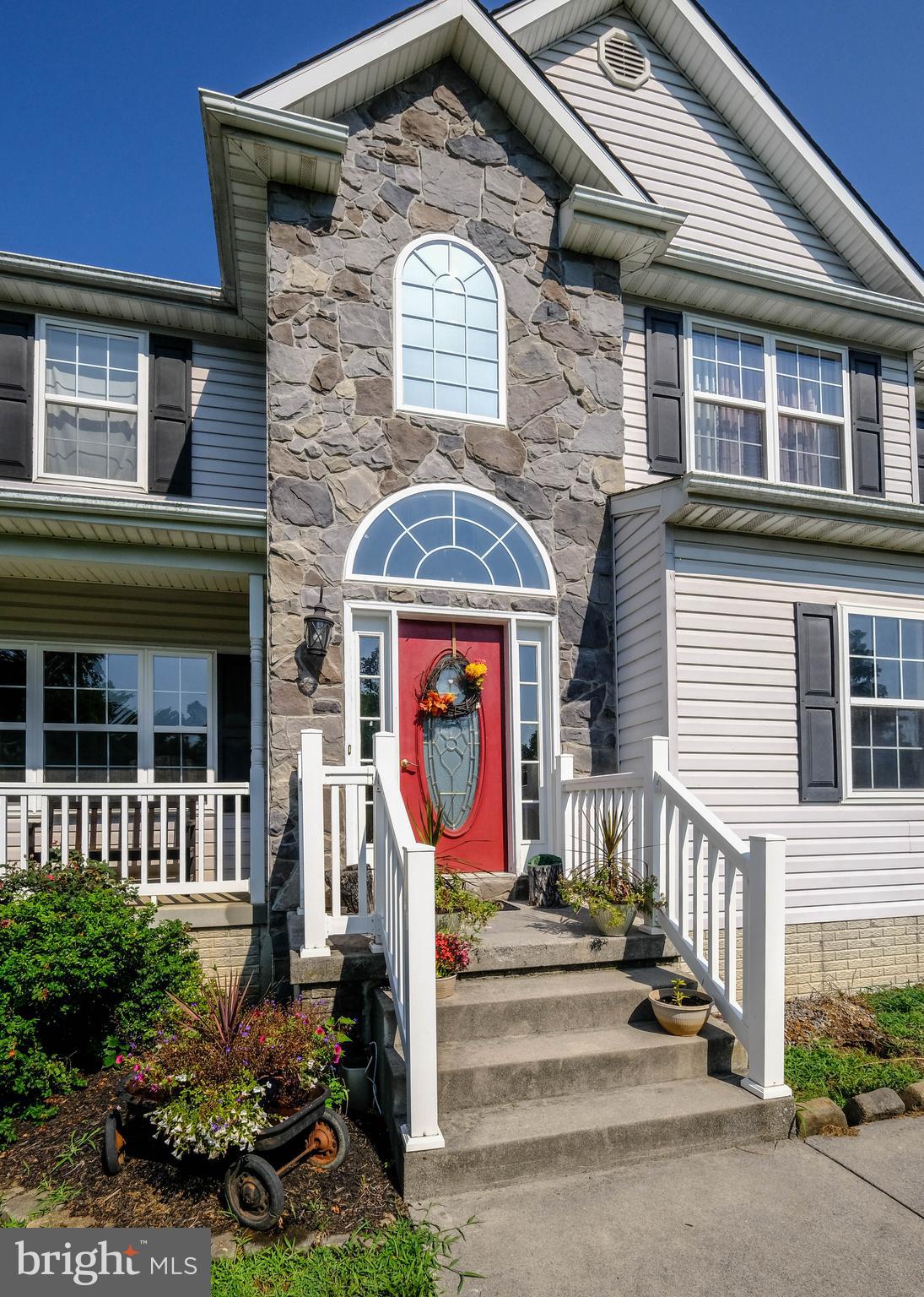 THORNHILL ESTATES - Residential