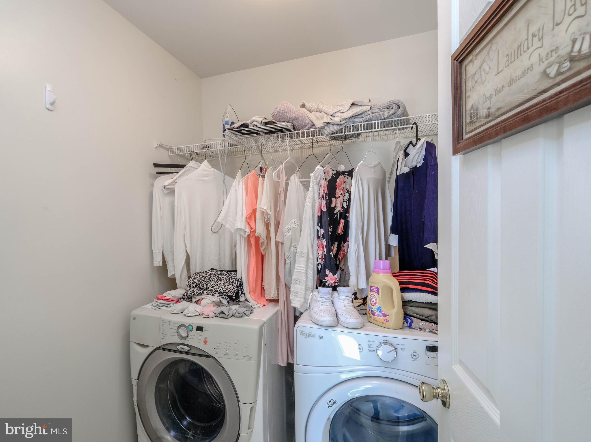 THORNHILL ESTATES - Residential