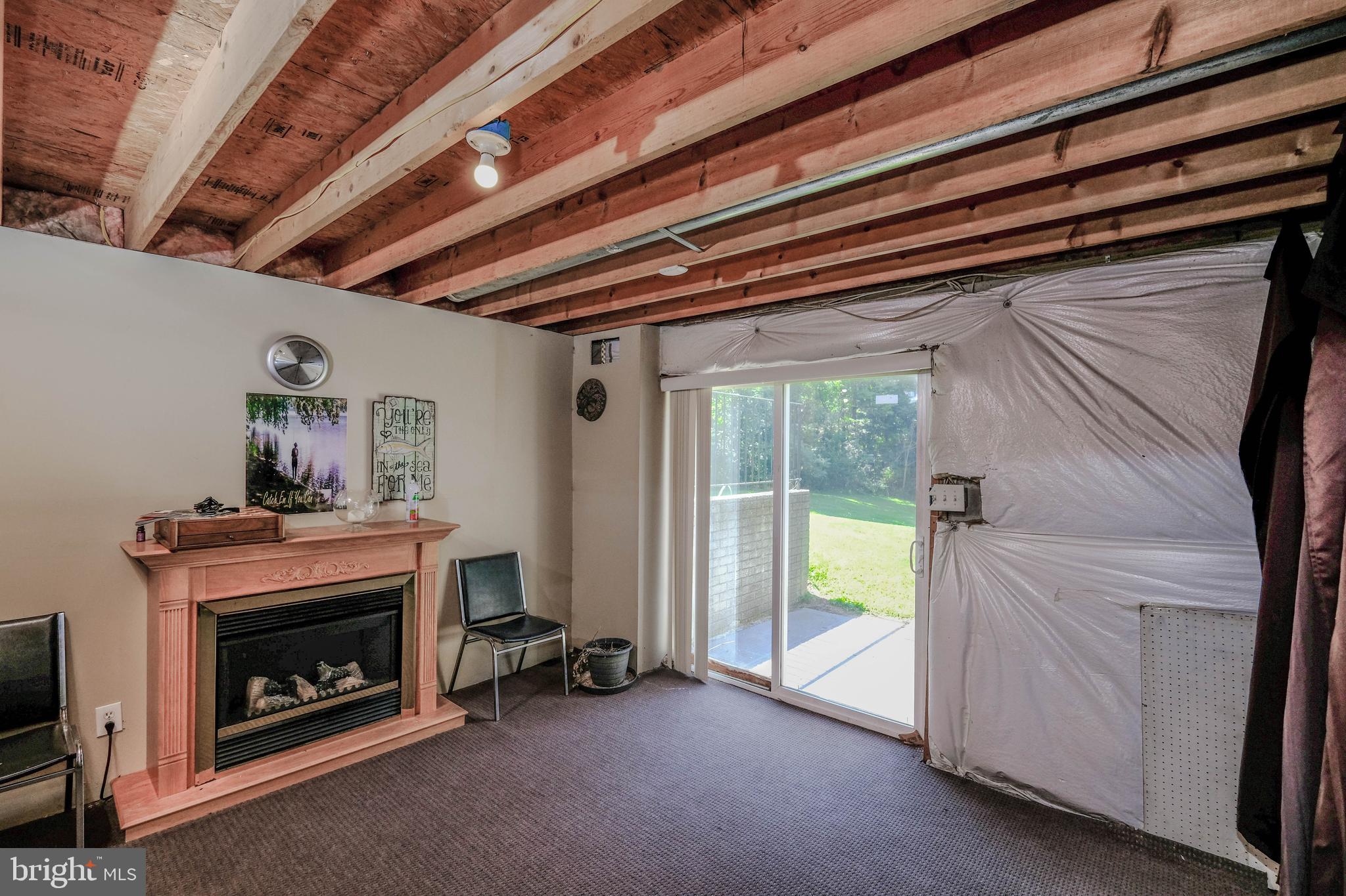 THORNHILL ESTATES - Residential