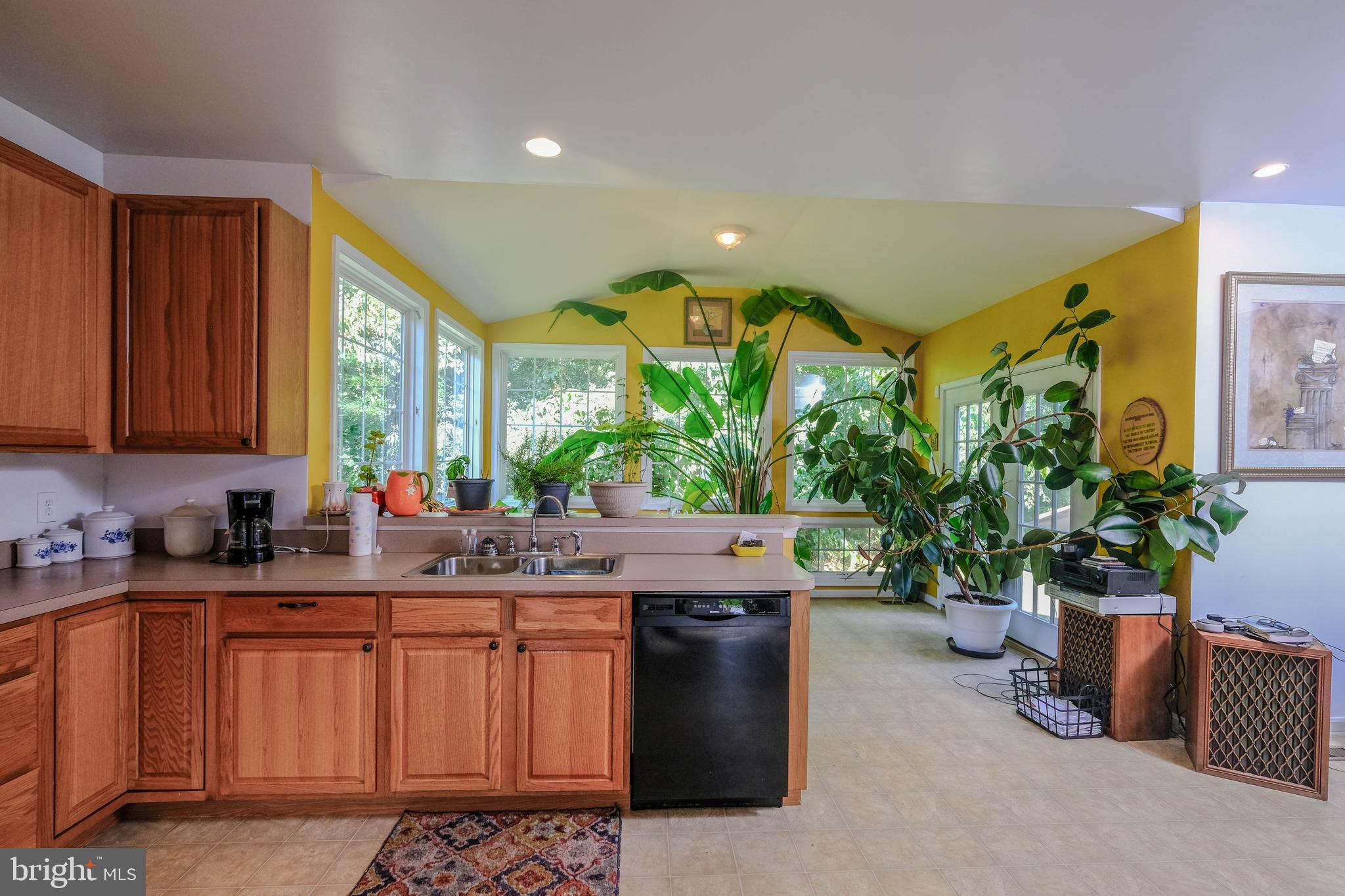 THORNHILL ESTATES - Residential