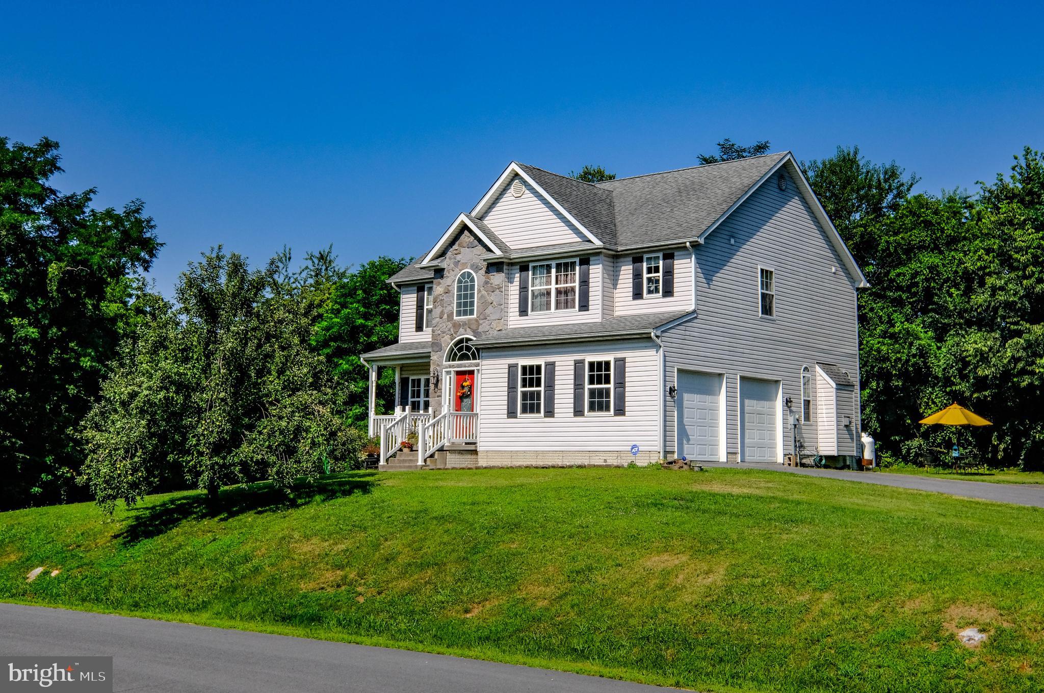 THORNHILL ESTATES - Residential