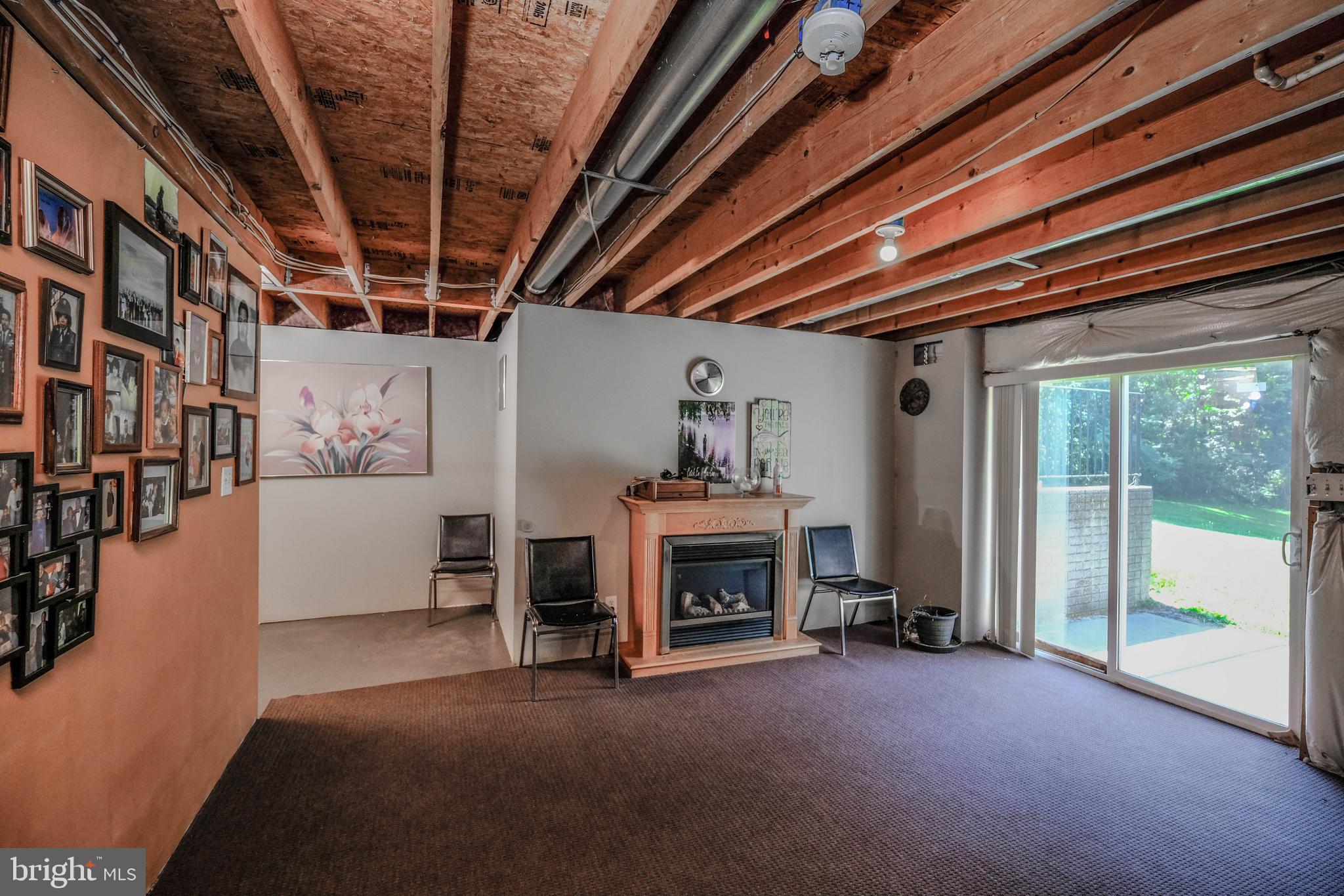 THORNHILL ESTATES - Residential