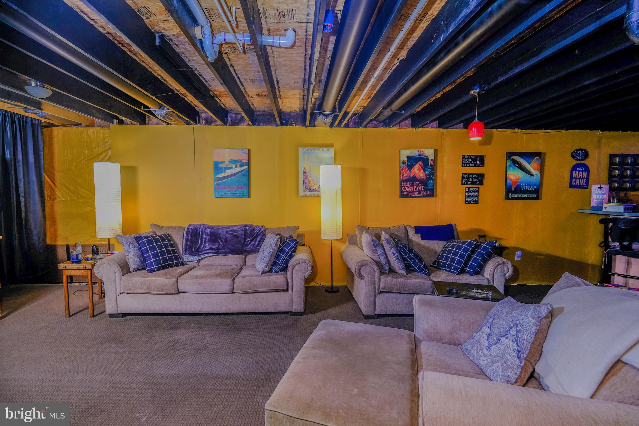 THORNHILL ESTATES - Residential