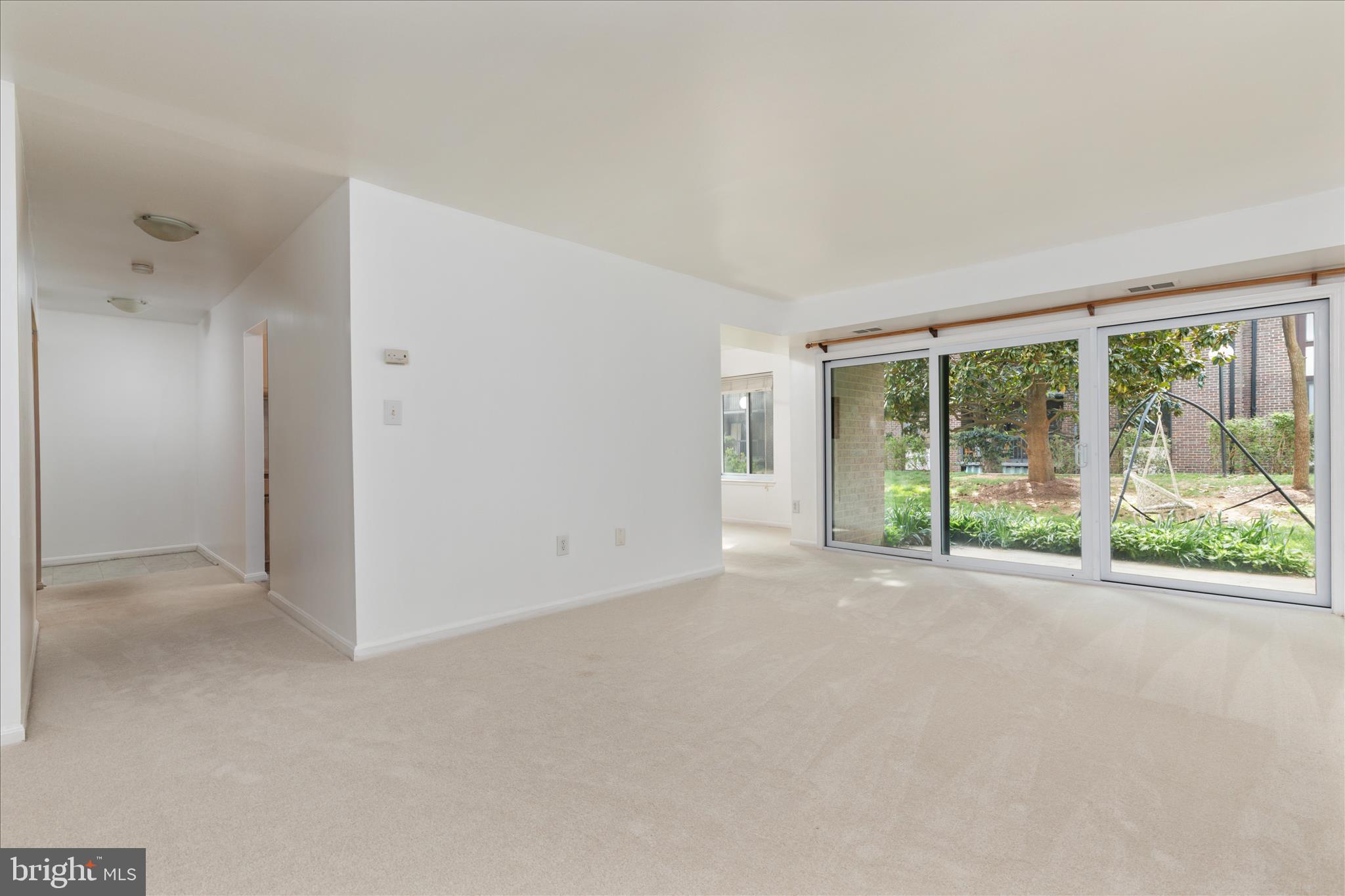 HAWTHORNE VILLAGE - Residential