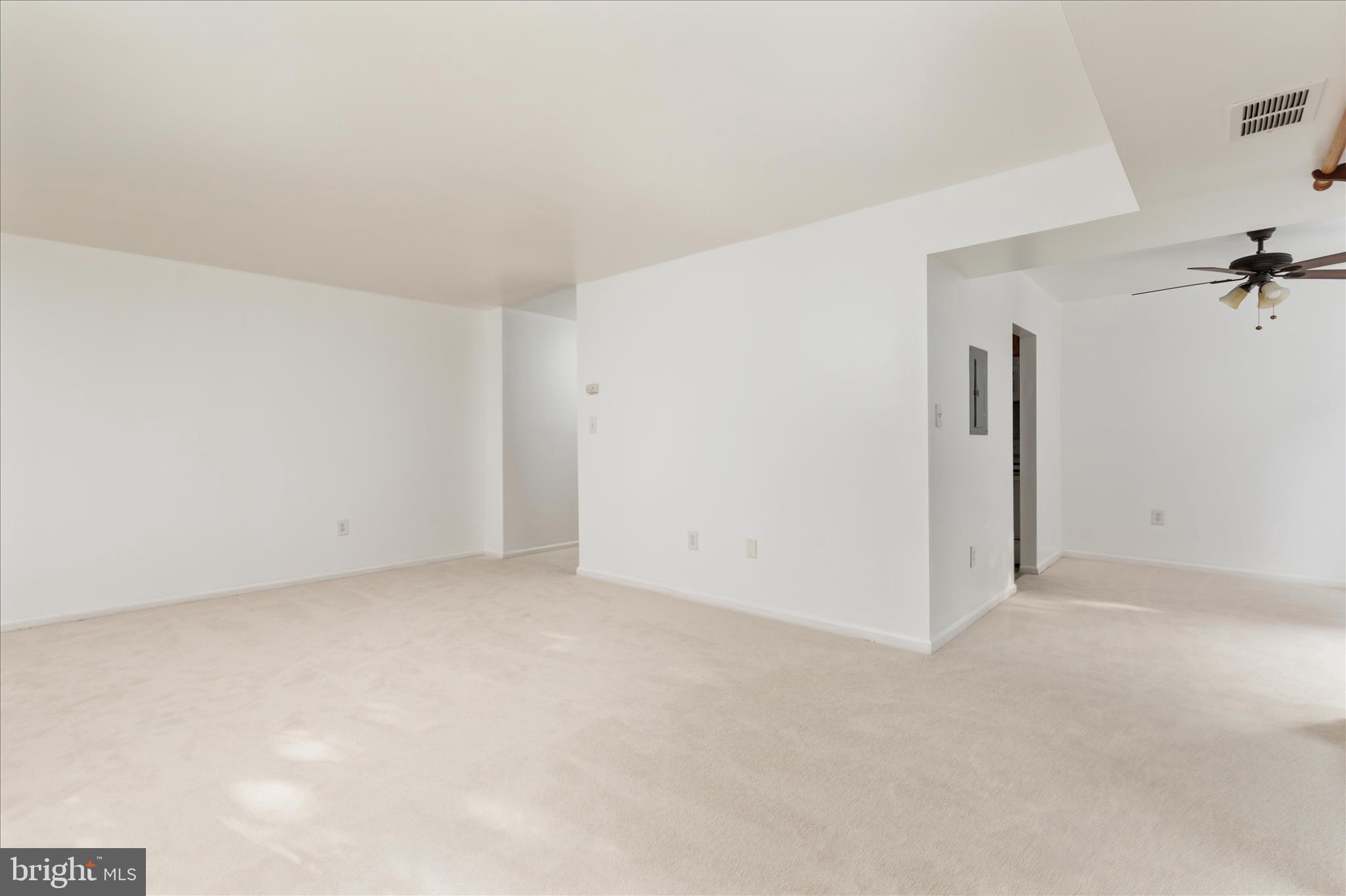 HAWTHORNE VILLAGE - Residential