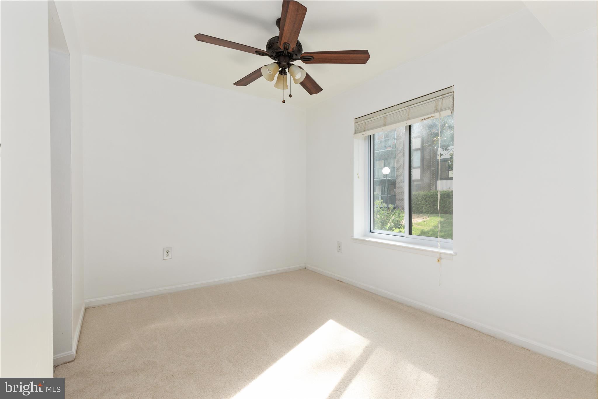 HAWTHORNE VILLAGE - Residential