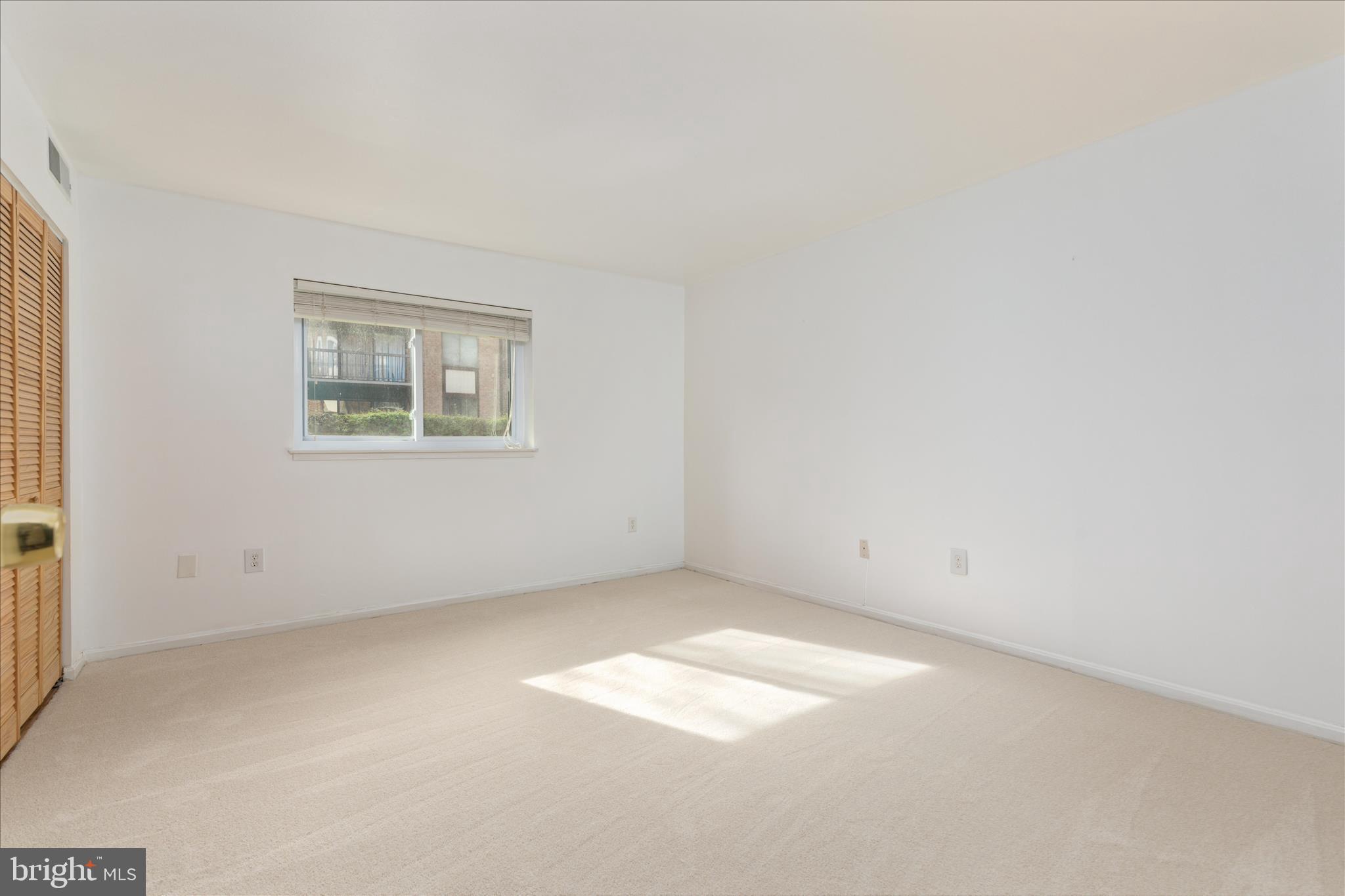 HAWTHORNE VILLAGE - Residential