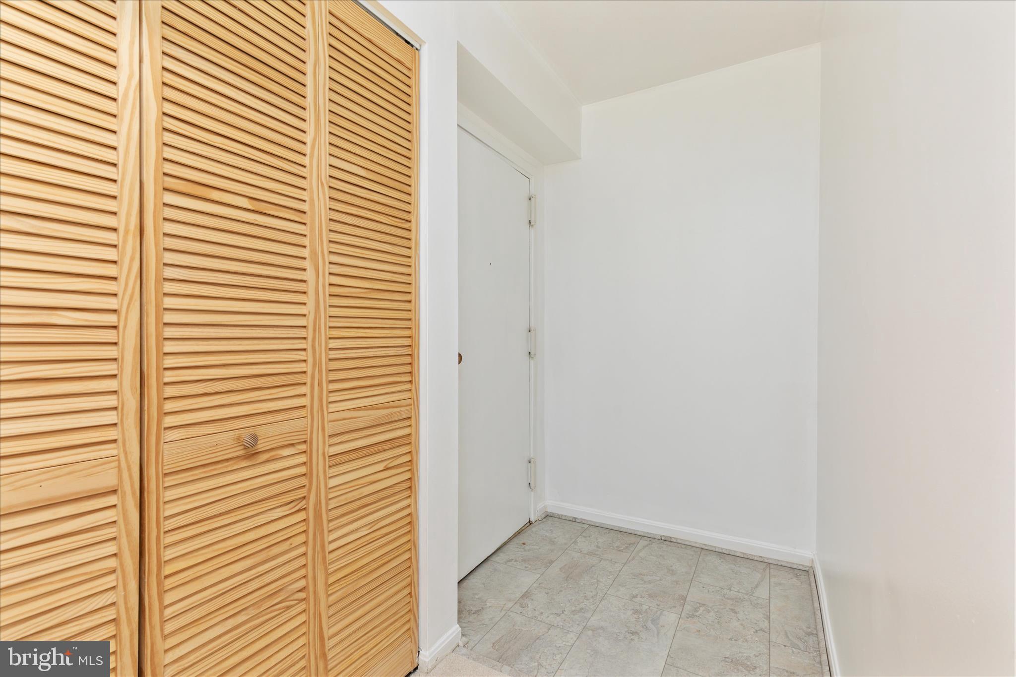 HAWTHORNE VILLAGE - Residential