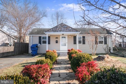 1307 MONROE AVENUE FRONT ROYAL VA 22630