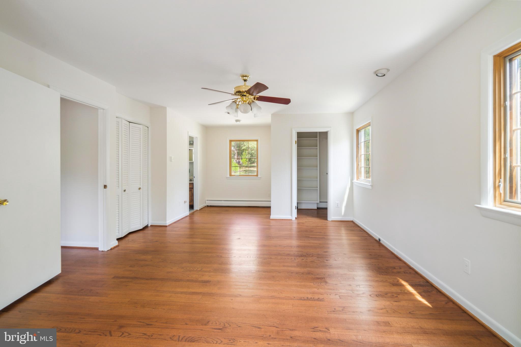 PINECREST - Residential