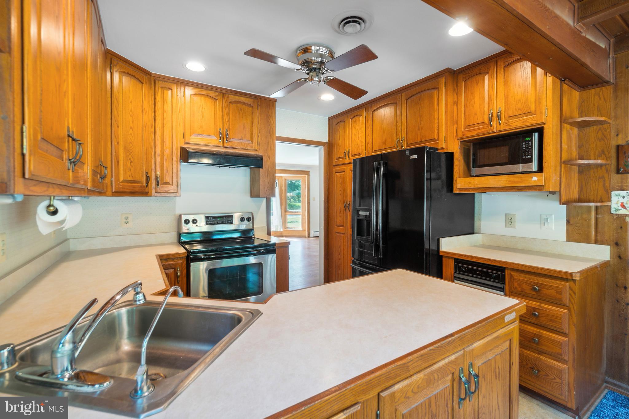 PINECREST - Residential