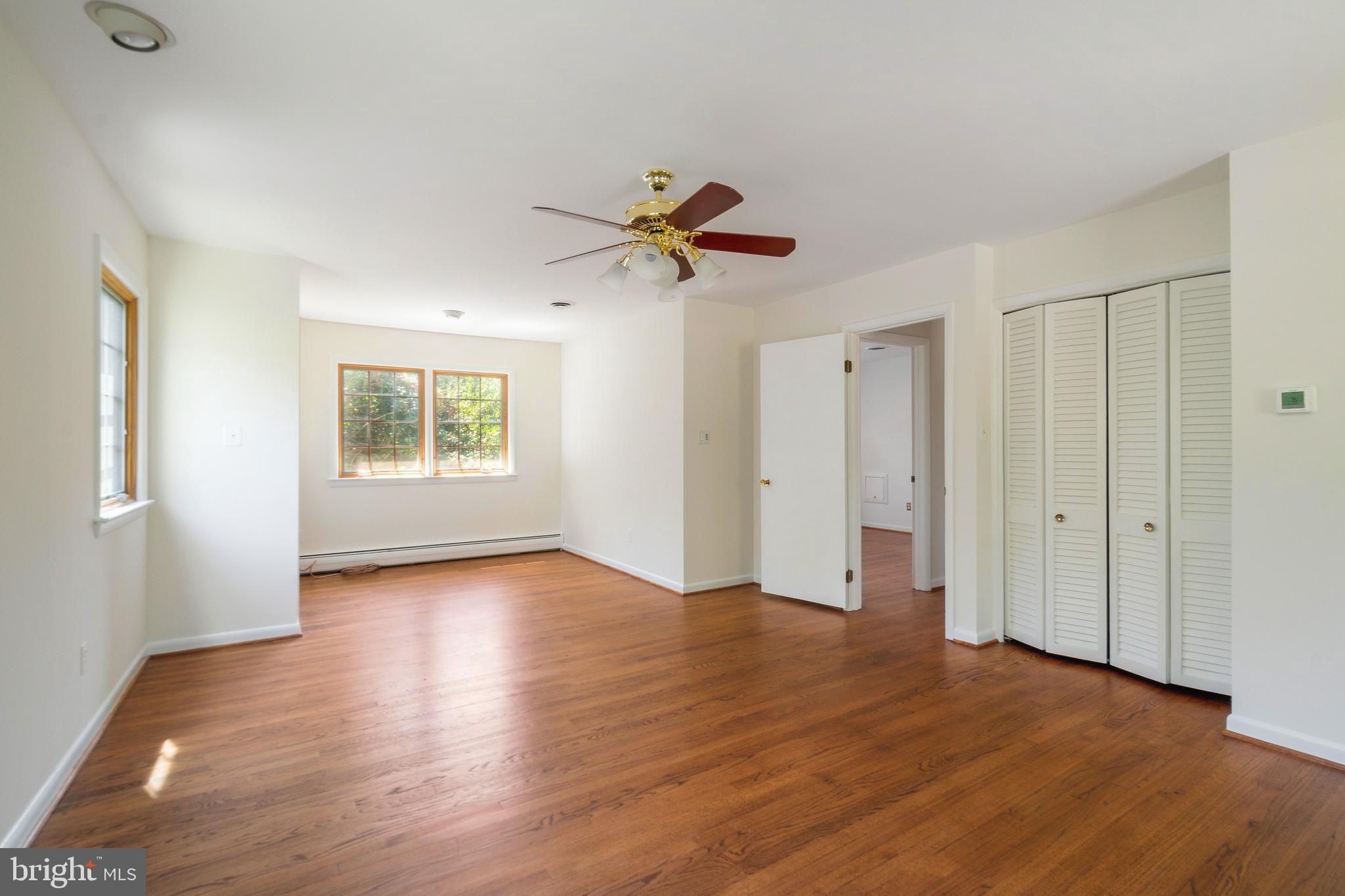 PINECREST - Residential