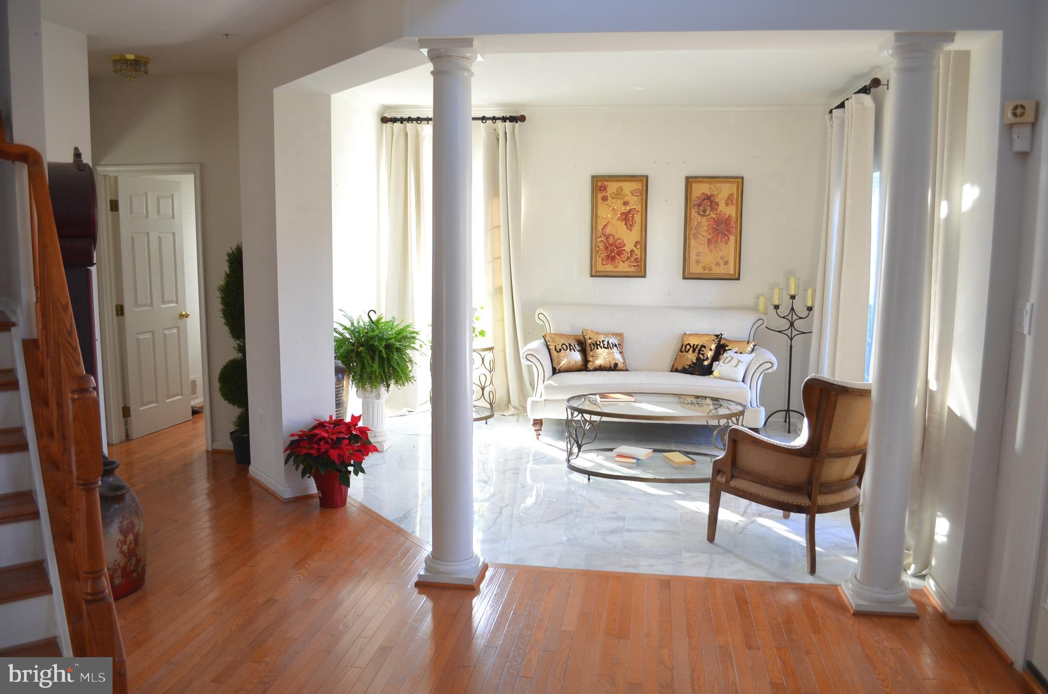 5203 ASHLEIGH GLEN COURT