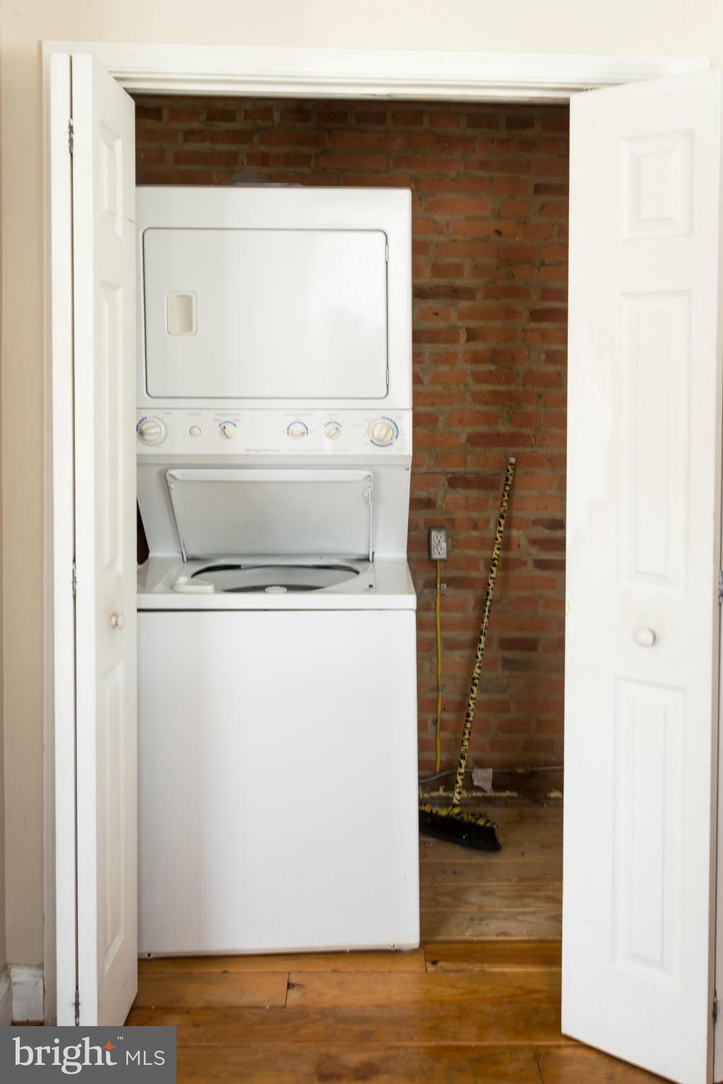 FEDERAL HILL HISTORIC DISTRICT - Residential Lease