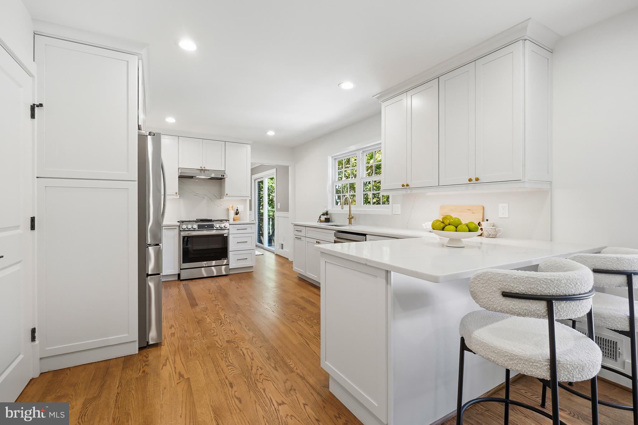 BEVERLY FARMS - Residential