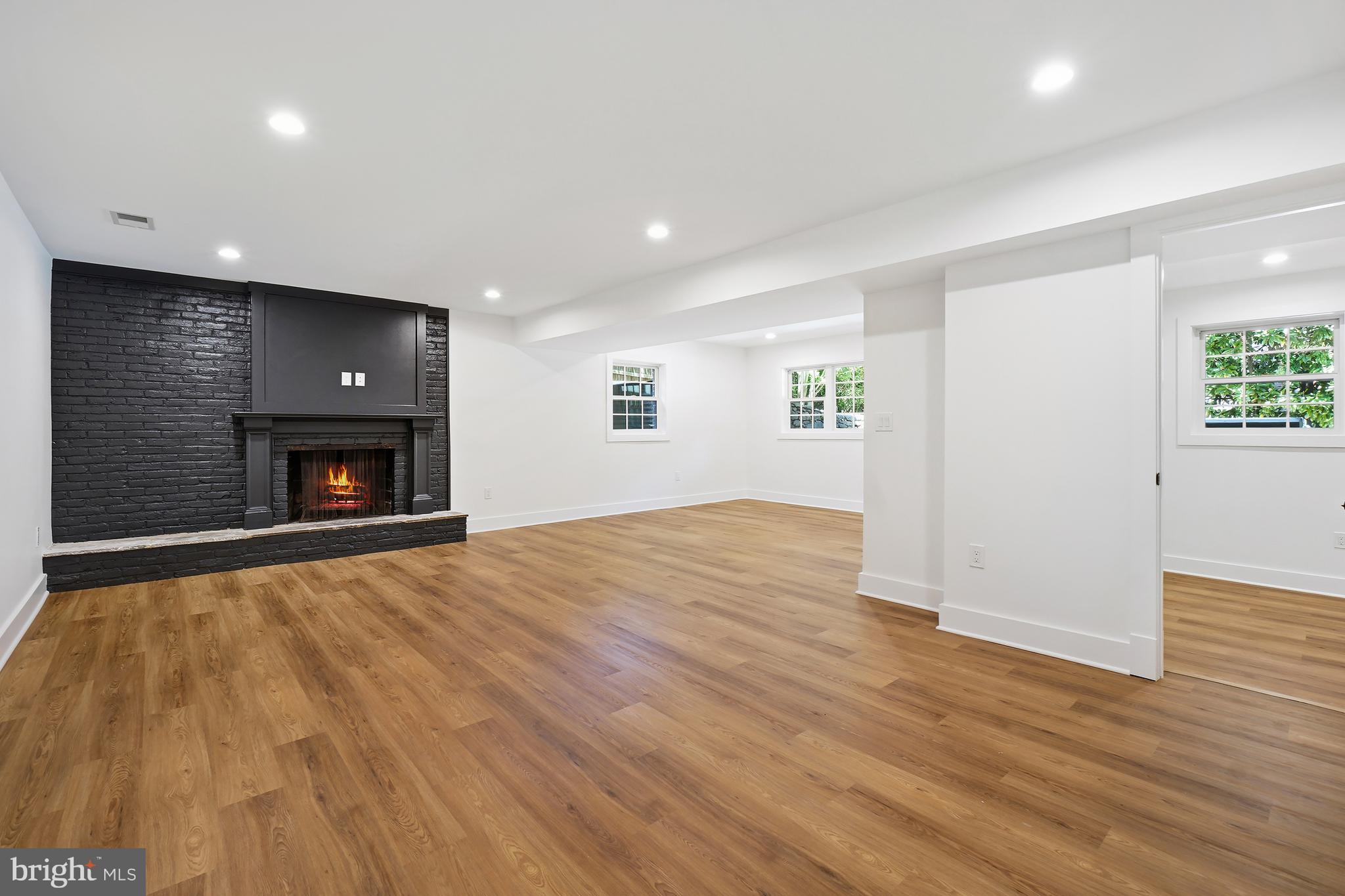 BEVERLY FARMS - Residential