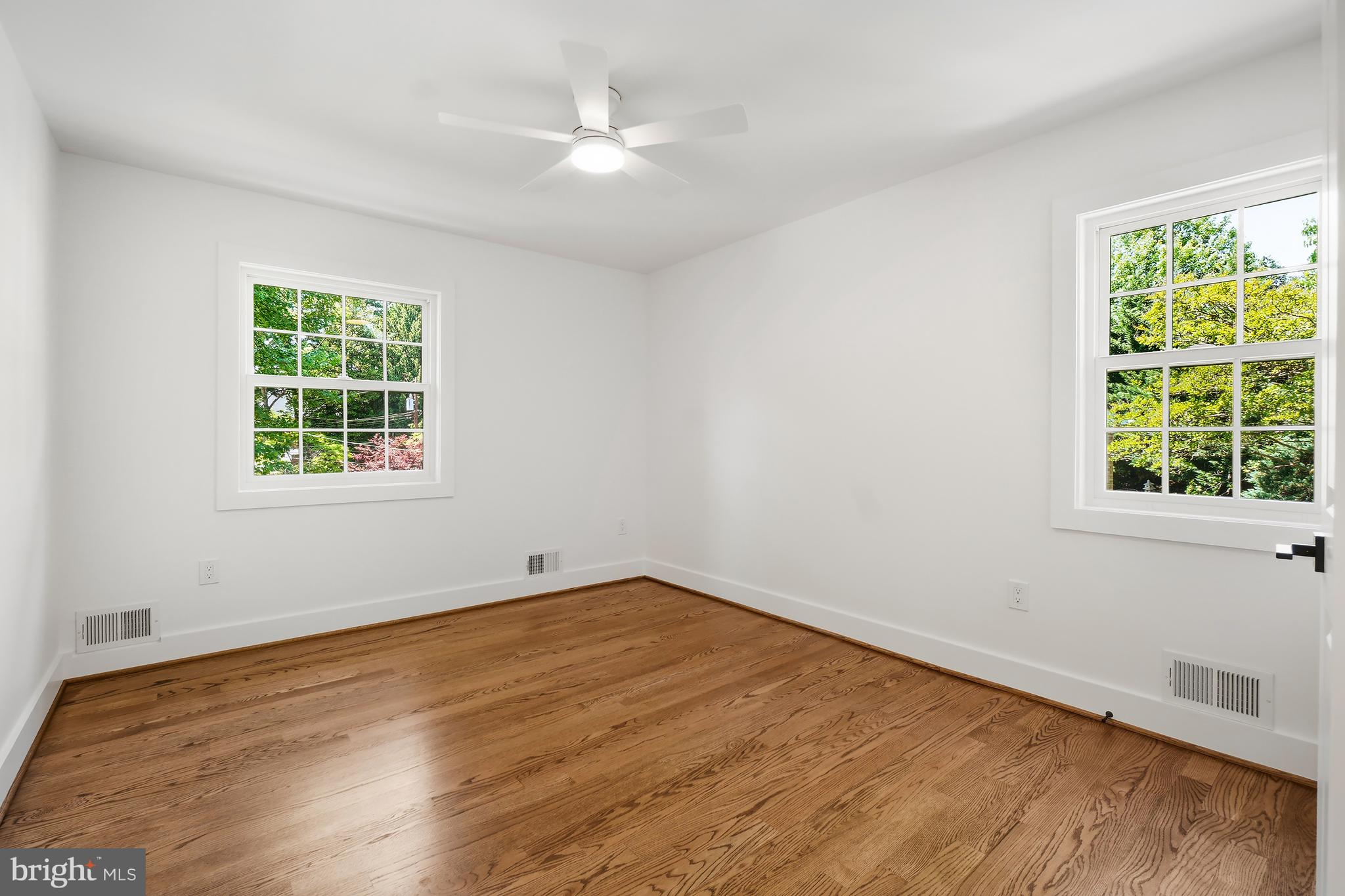 BEVERLY FARMS - Residential
