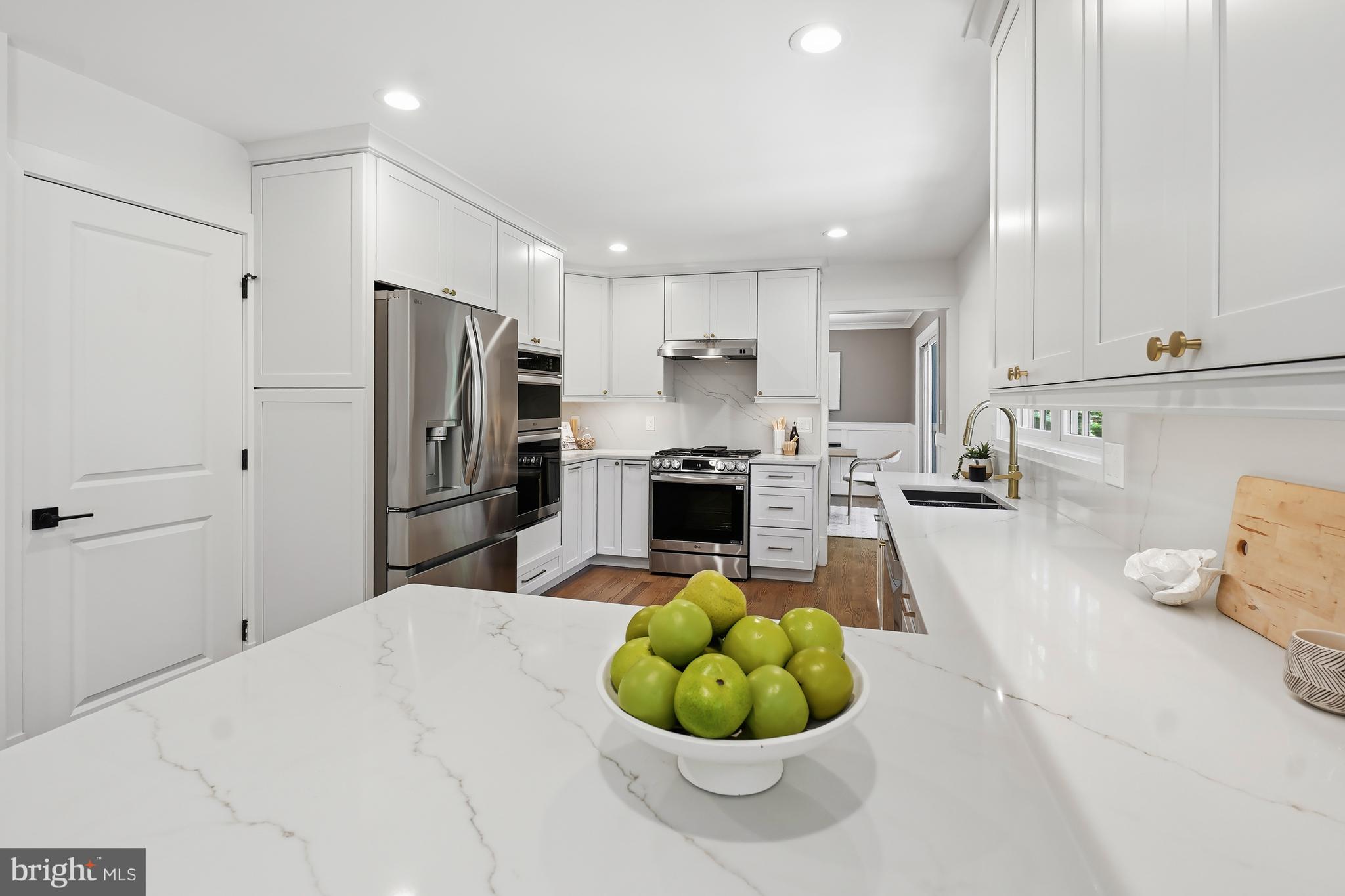 BEVERLY FARMS - Residential